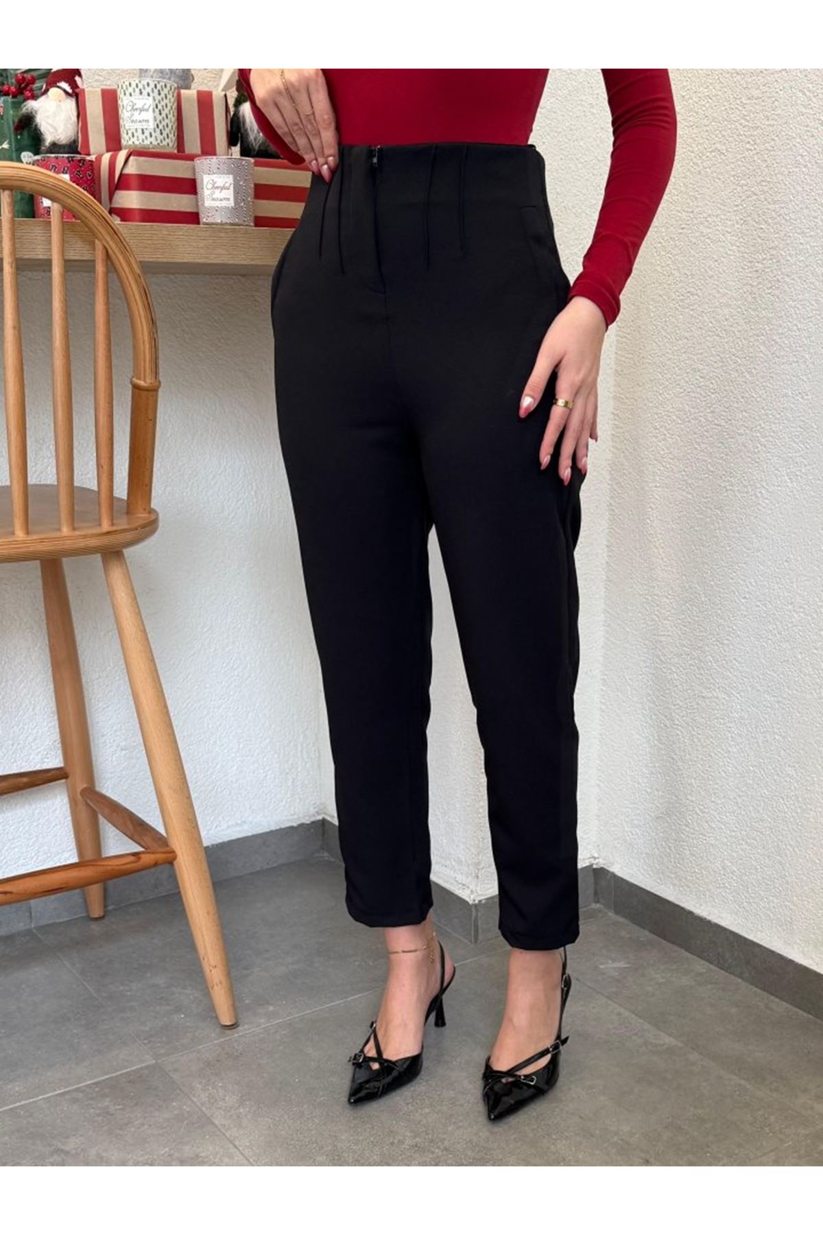 Kadın üste Oturan Paçası Bilek üzerinde Biten Atlas Kumaş Pantolon 36 (S) - 48 (4XL)