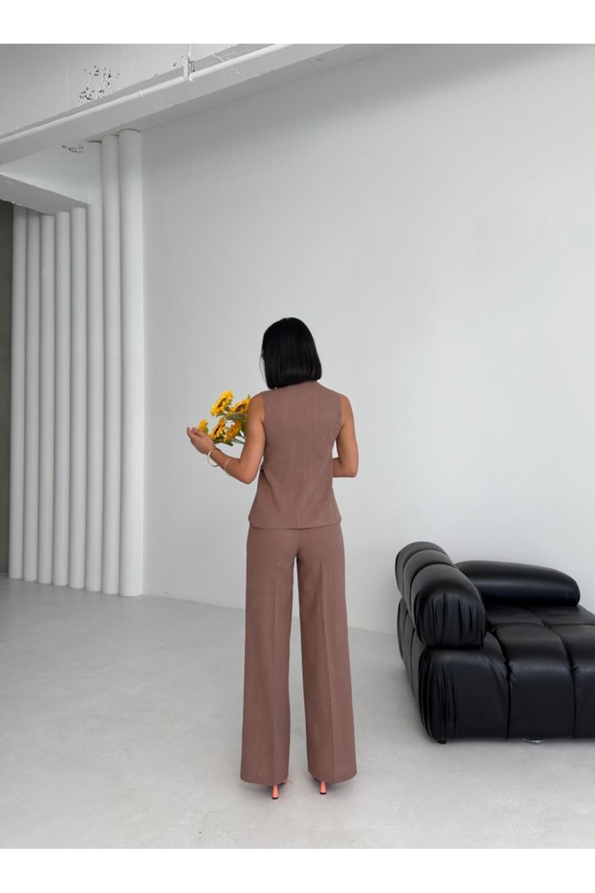 Ti̇na Asi̇metri̇k Keten Yelek Pantolon Takim