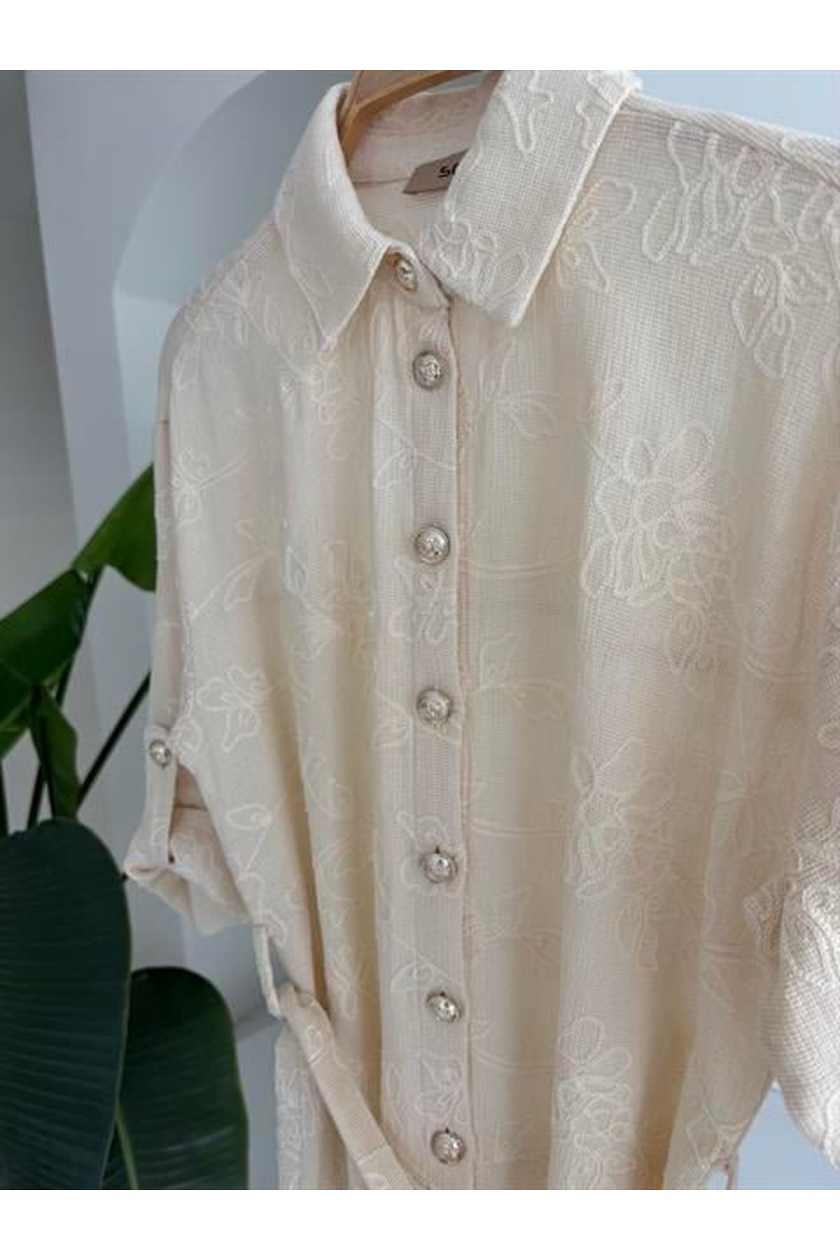 Süzene Nakışlı Ve Gold Düğmeli Elbise 2742