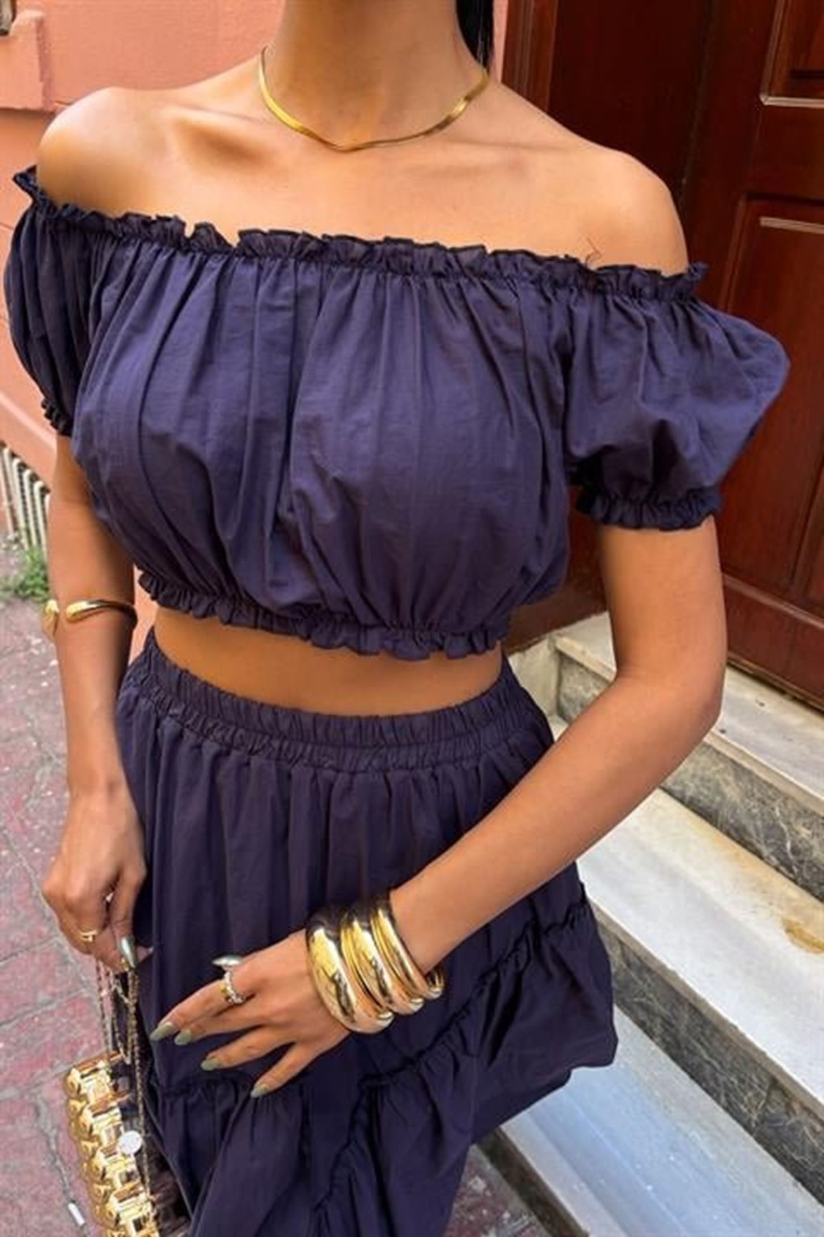 Büzgülü Crop Kat Detaylı Fırfır Etekli Takım 10196