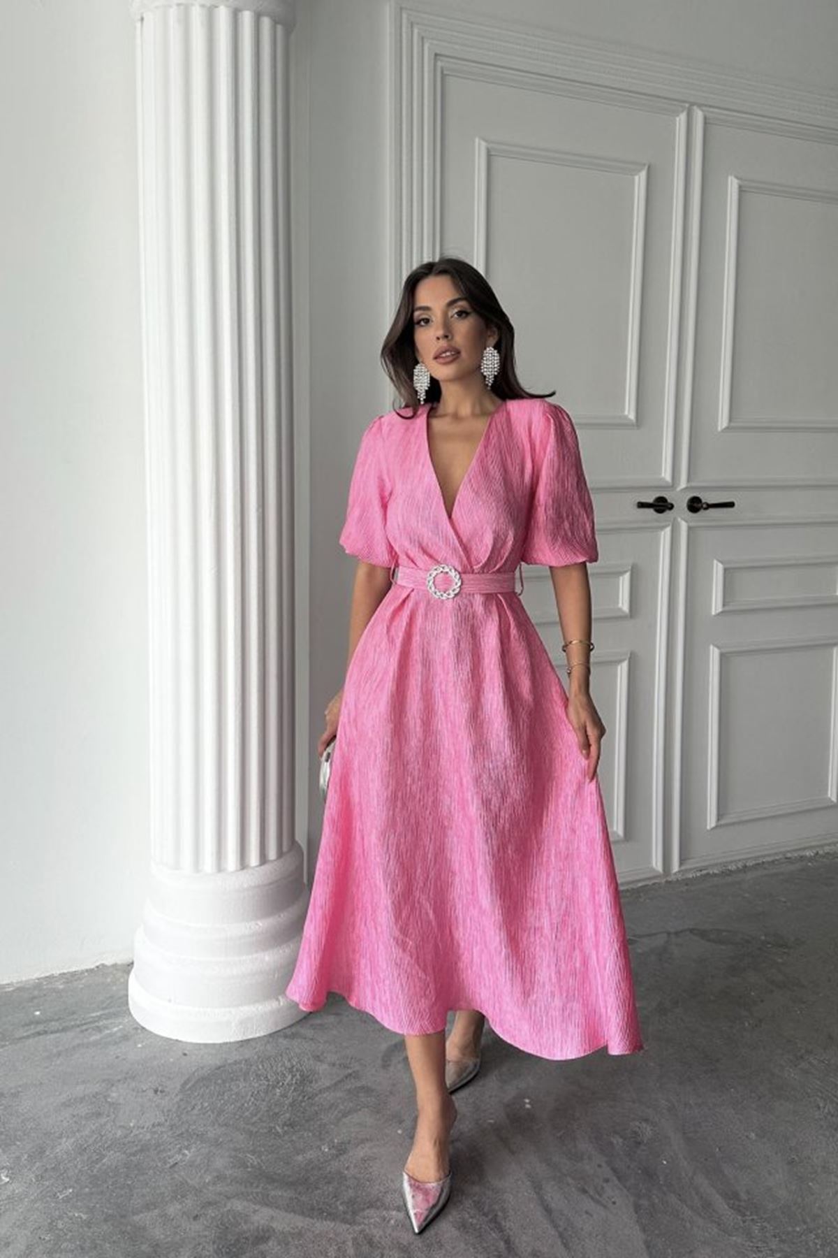 Pembe Işıltılı Kemerli Kruvaze Elbise