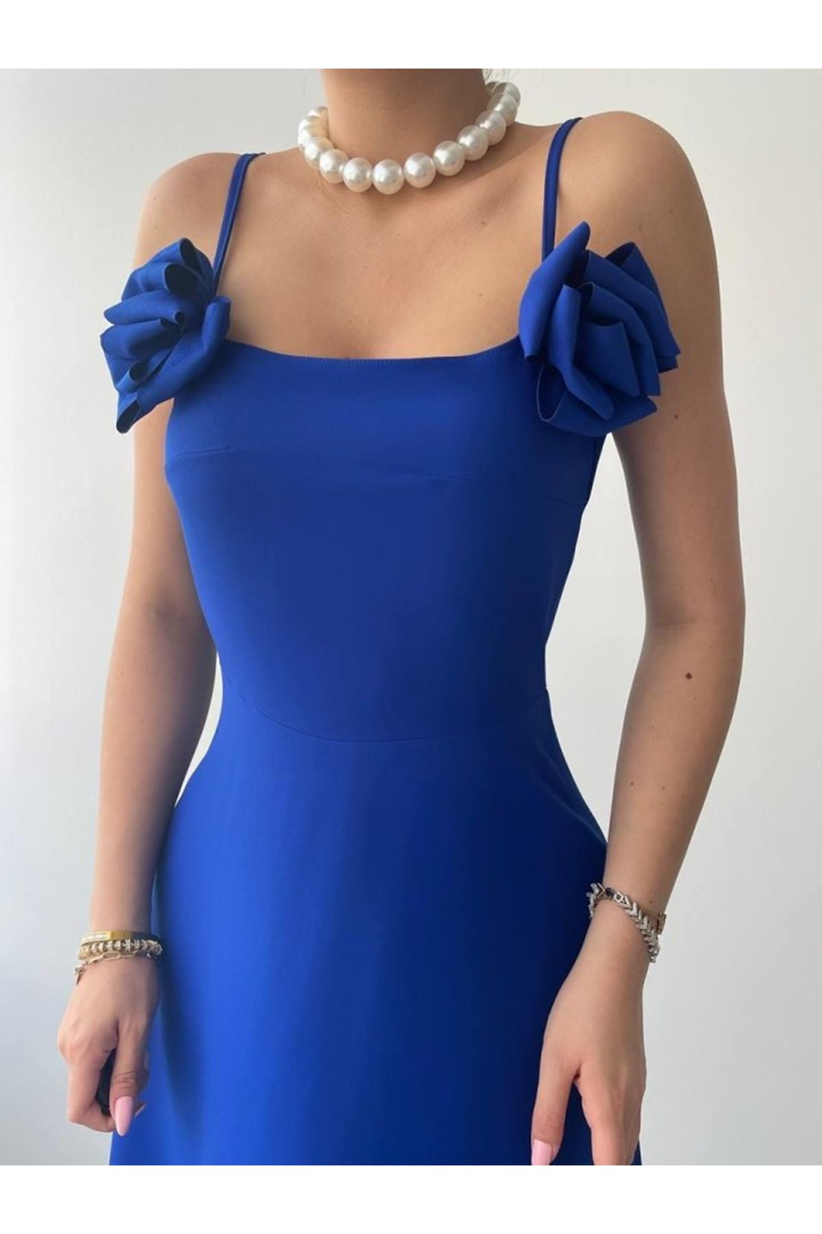 Matilda Gül İp Askılı Elbise