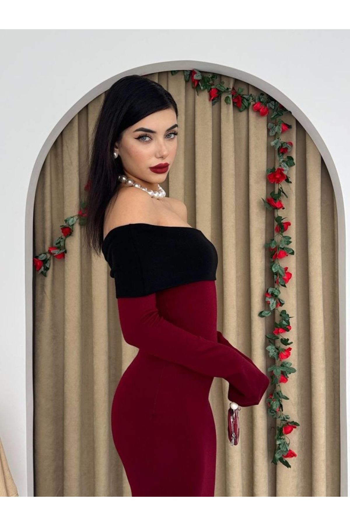 Leonidas Madonna Yaka Elbise