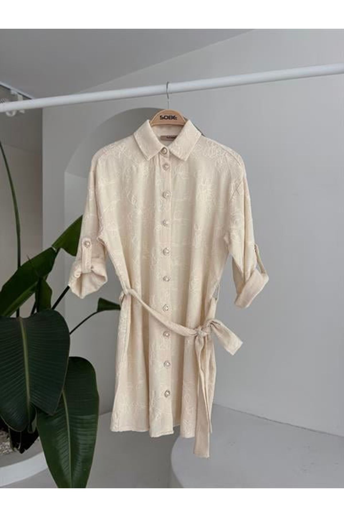 Süzene Nakışlı Ve Gold Düğmeli Elbise 2742