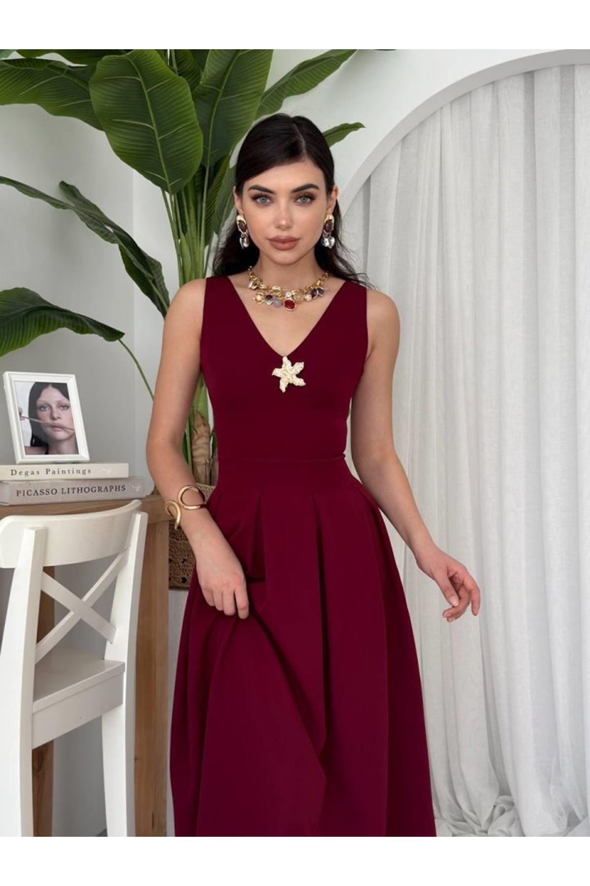 Late Yıldız Detaylı Elbise