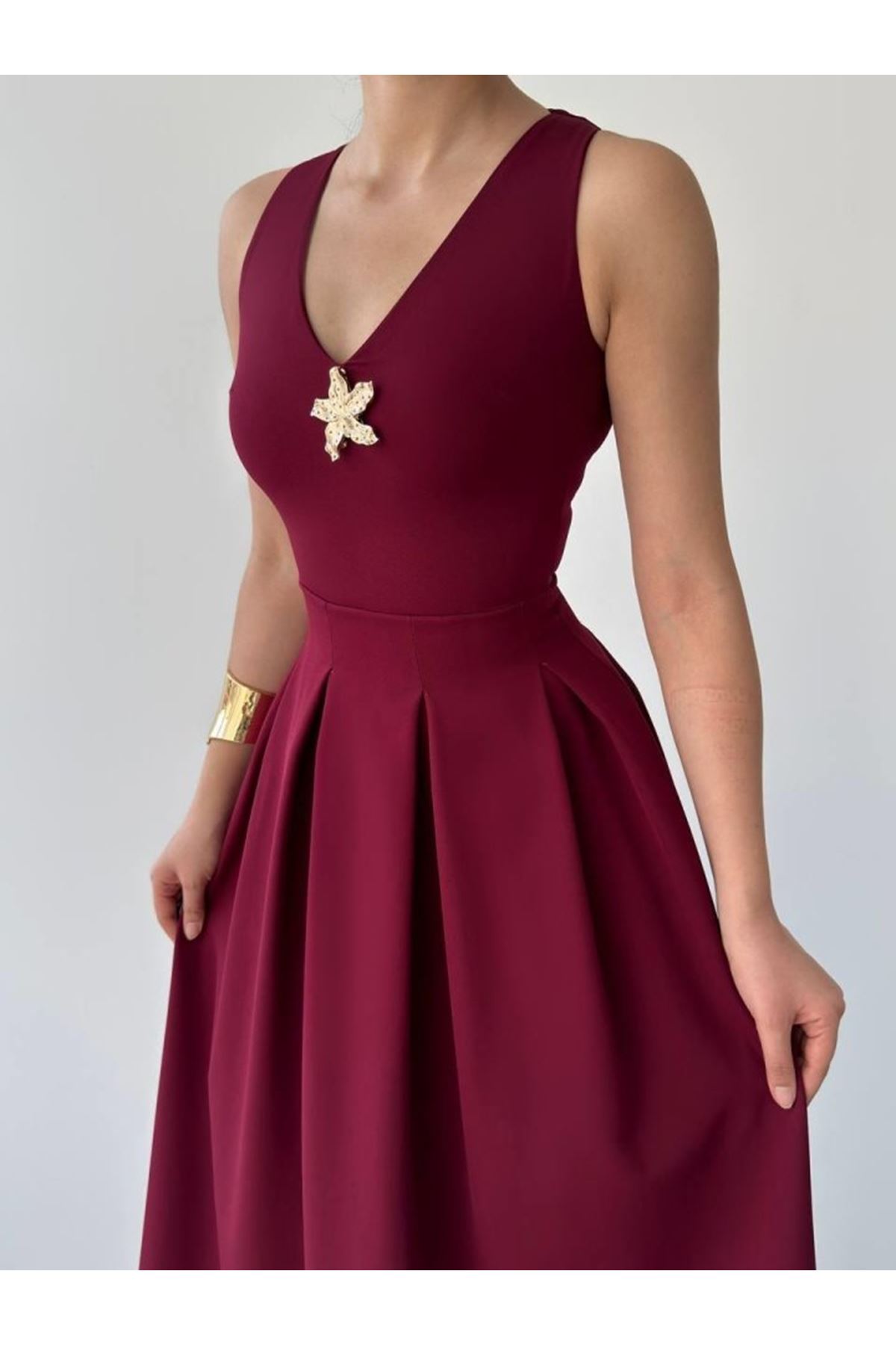 Late Yıldız Detaylı Elbise