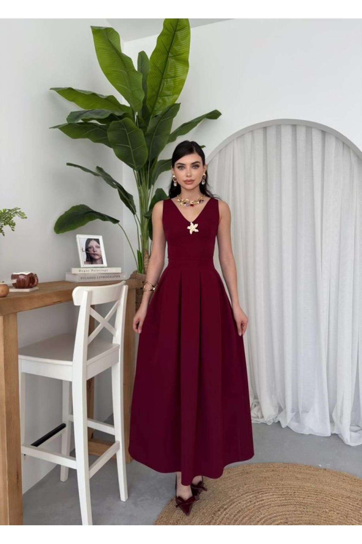 Late Yıldız Detaylı Elbise