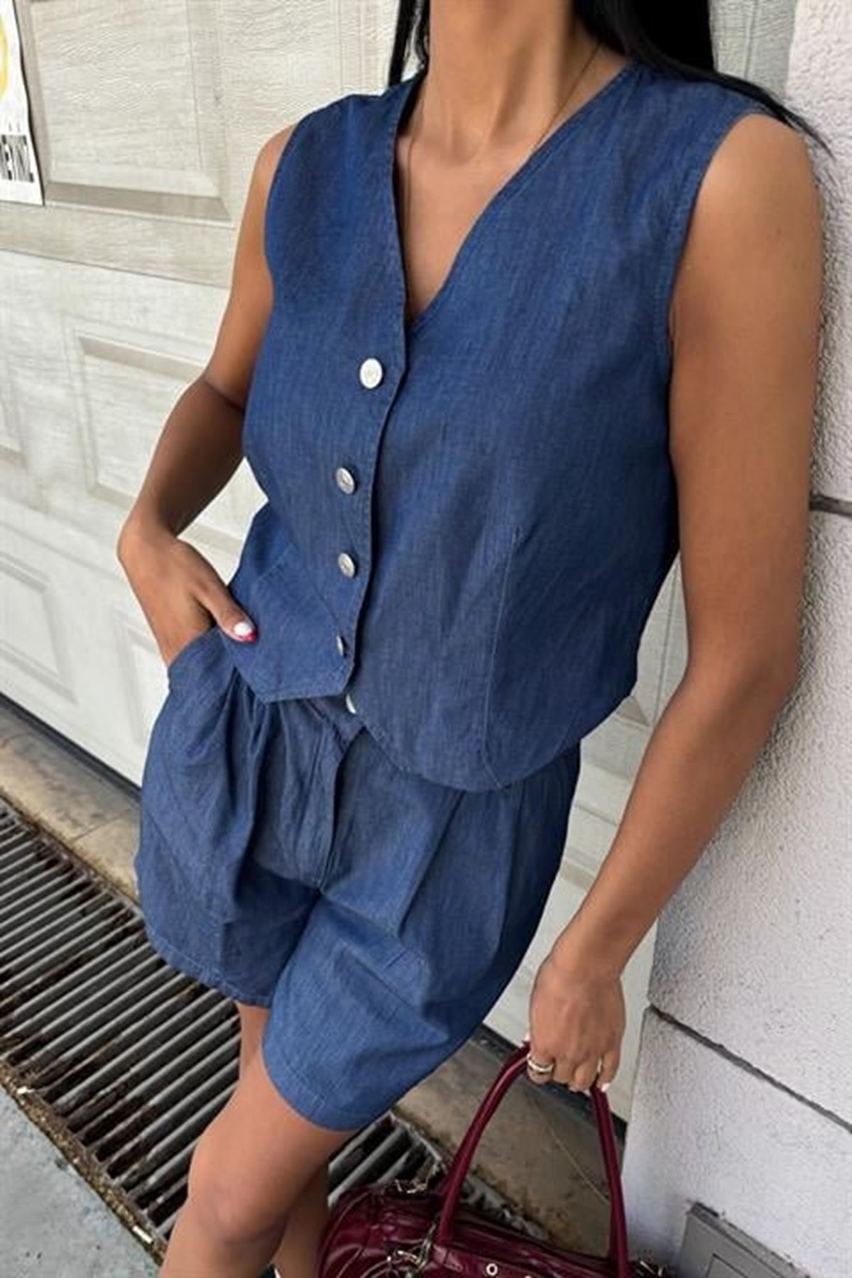 Gümüş Düğmeli Yelek Ve Şort Tensel Takım 10174