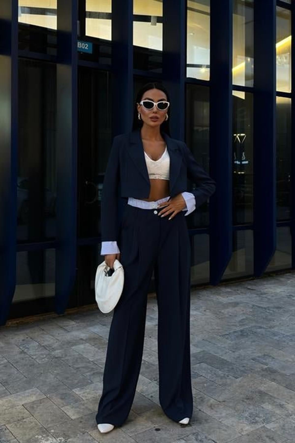 Garni Detaylı Crop Ceketli Takım 10075