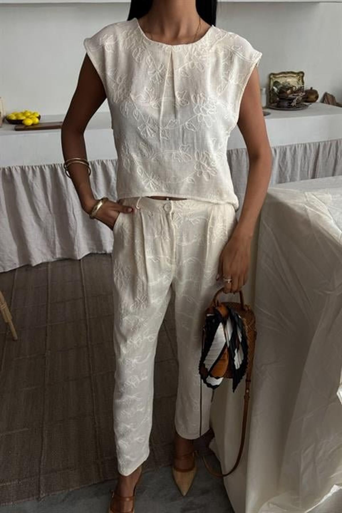 Shalina Süzüne Nakışlı Crop Takım 9796-08