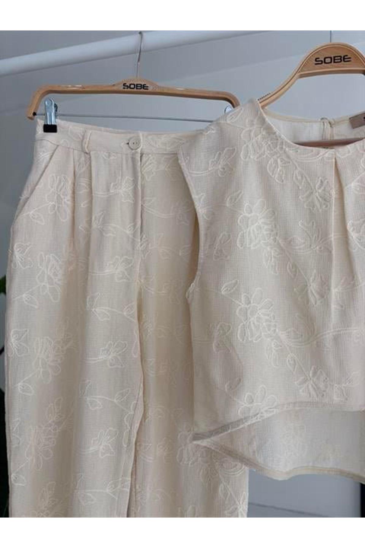 Shalina Süzüne Nakışlı Crop Takım 9796-08