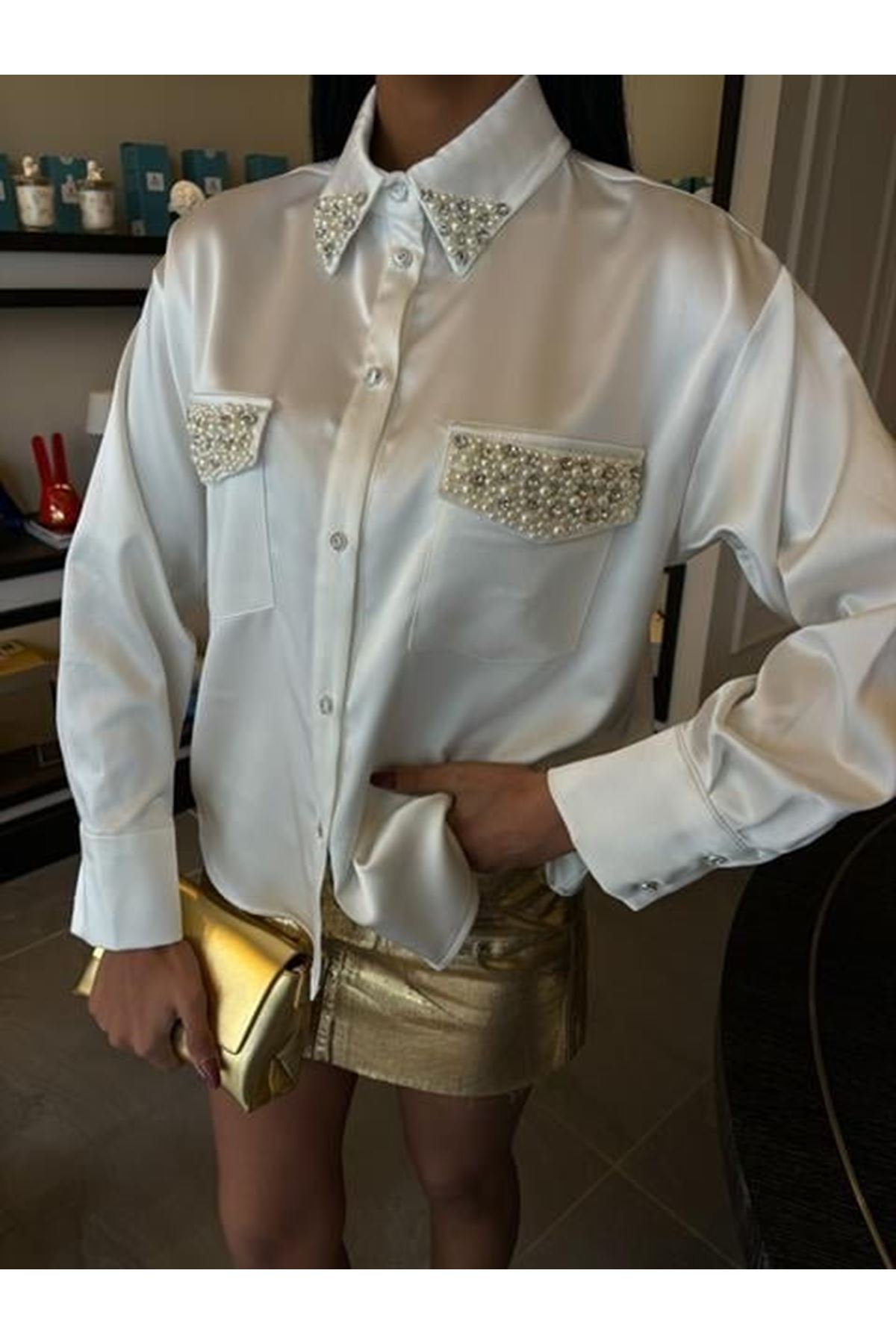 Yaka Ve Cep İnci Taşlı Saten Gömlek 3423