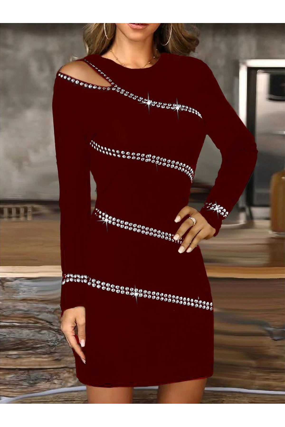 Kadın Uzun Kollu Omuz Pencere Detay Taş Işlemeli Dalgıç Mini Elbise