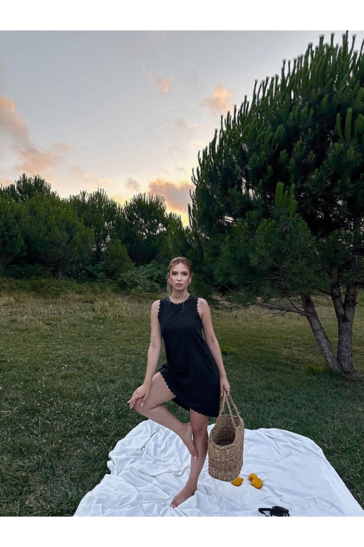 Kadın Keten Kumaş Kolsuz Mini Boy Elbise