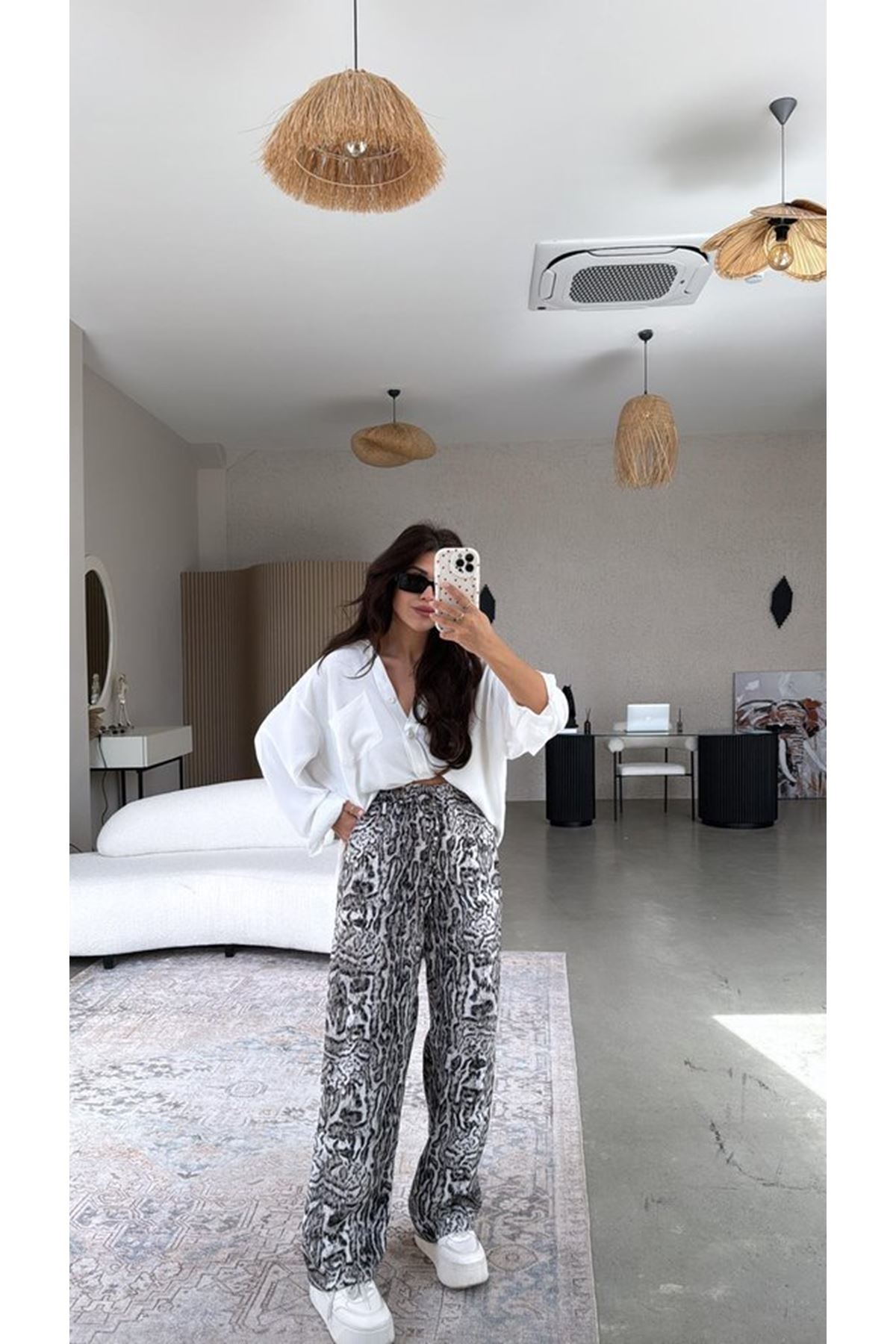 Kadın Saten Kumaş Leopar Desenli Pantolon