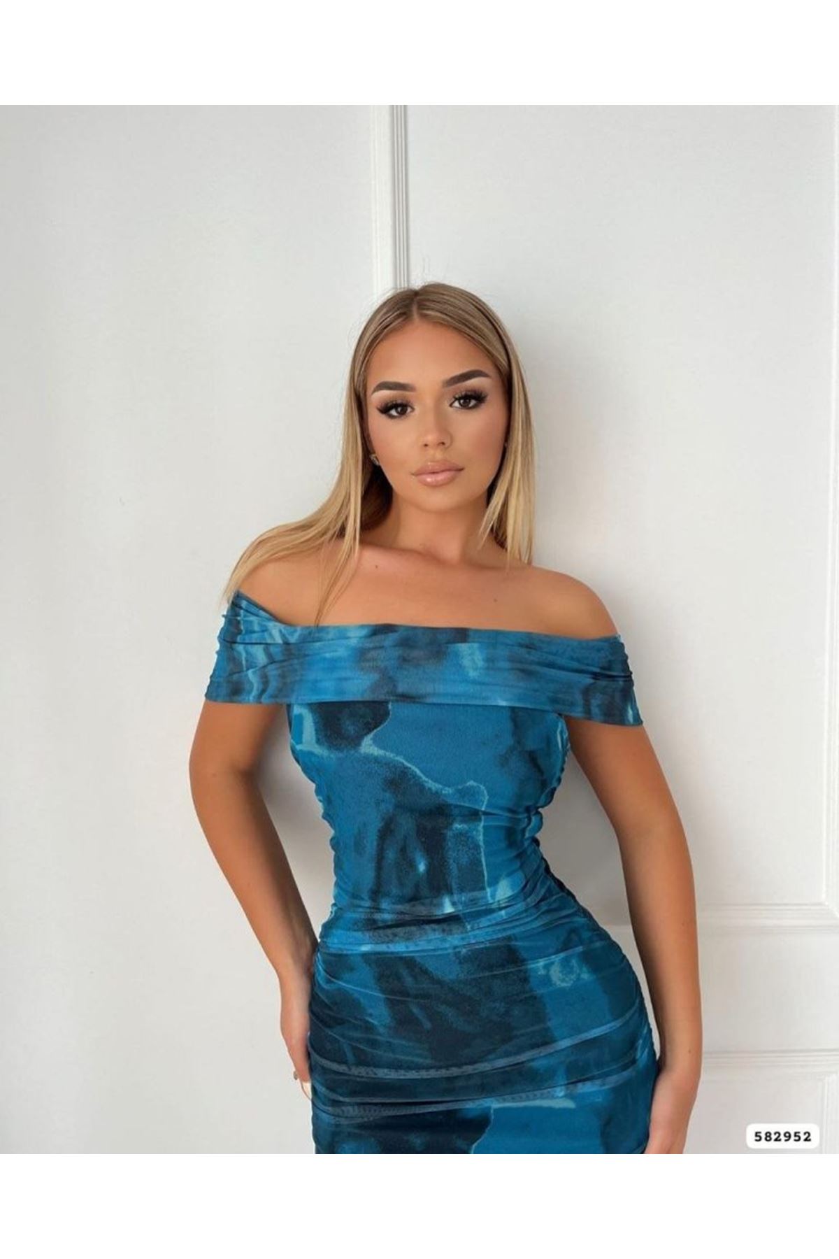 Kadın Madonna Yaka Tül Elbise