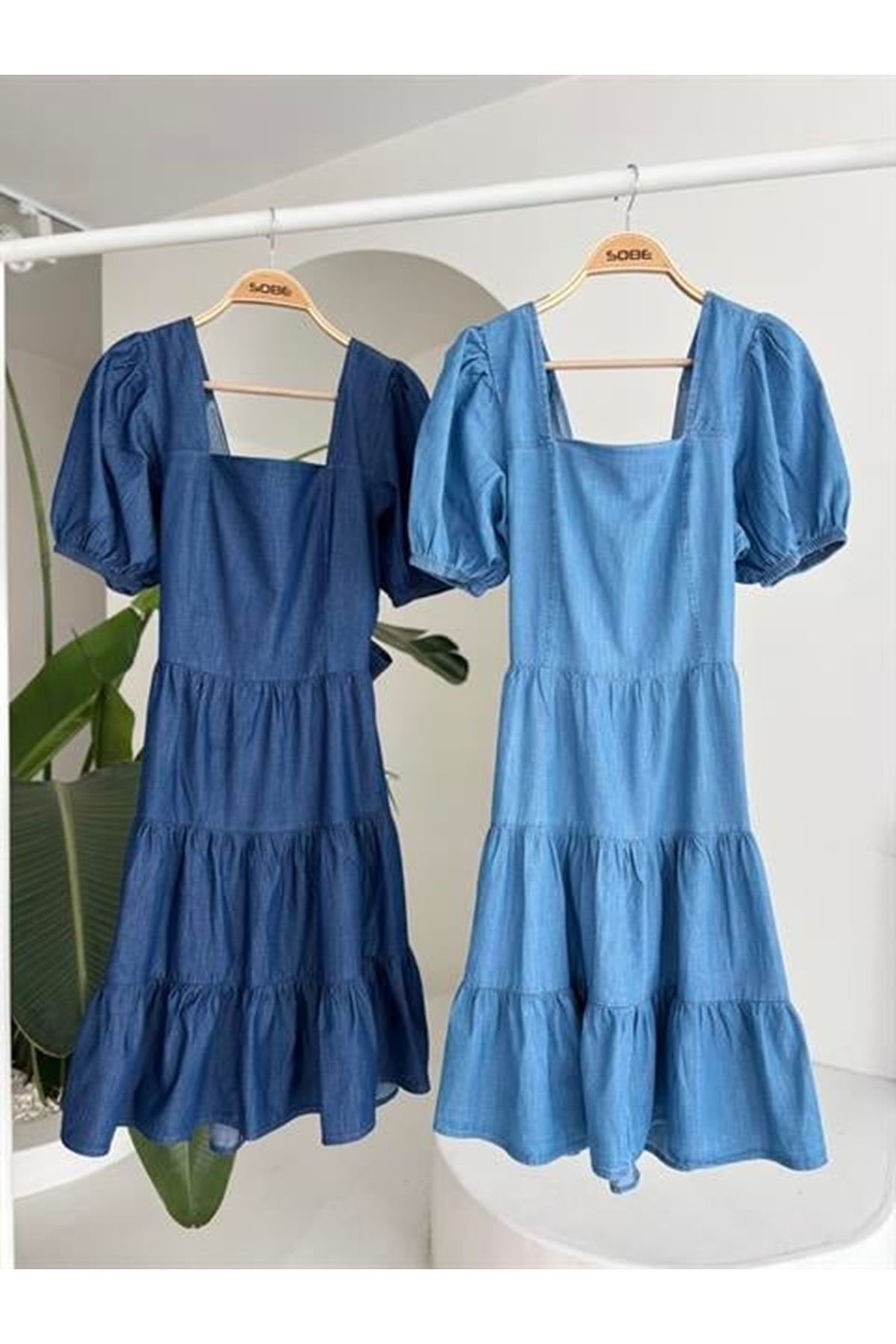 Kare Yakalı Ve Gipe Detaylı Tensel Elbise 2883