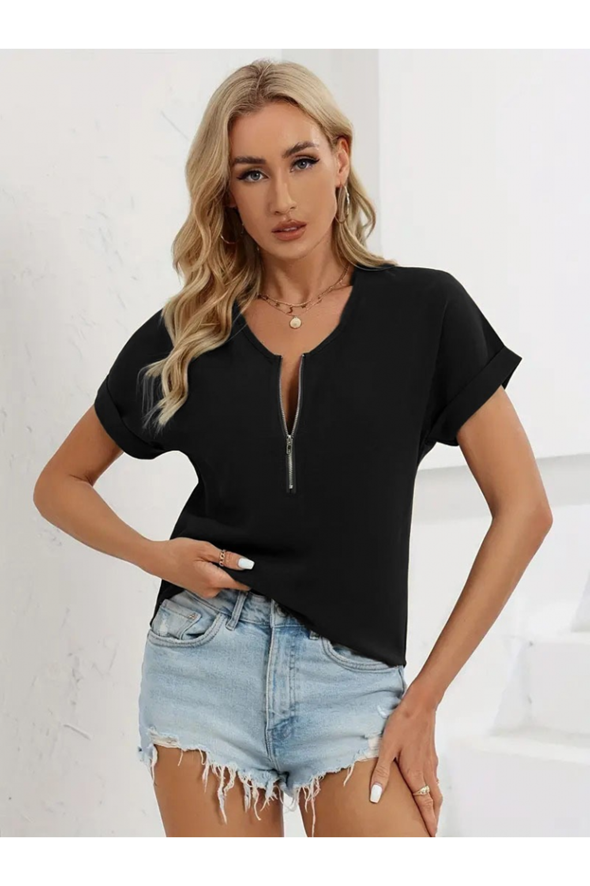 Kadın Kısa Kollu V Yaka Fermuarlı Salaş Sandy Bluz