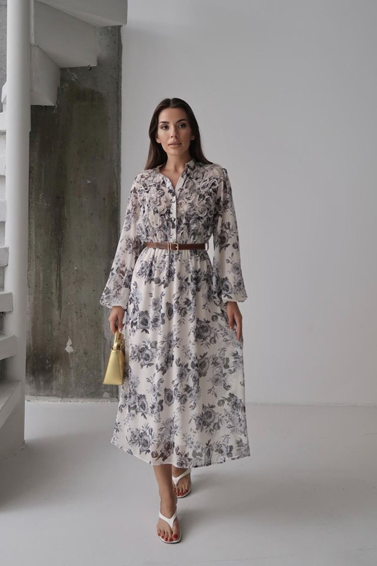 Siyah Biye Detaylı Elbise