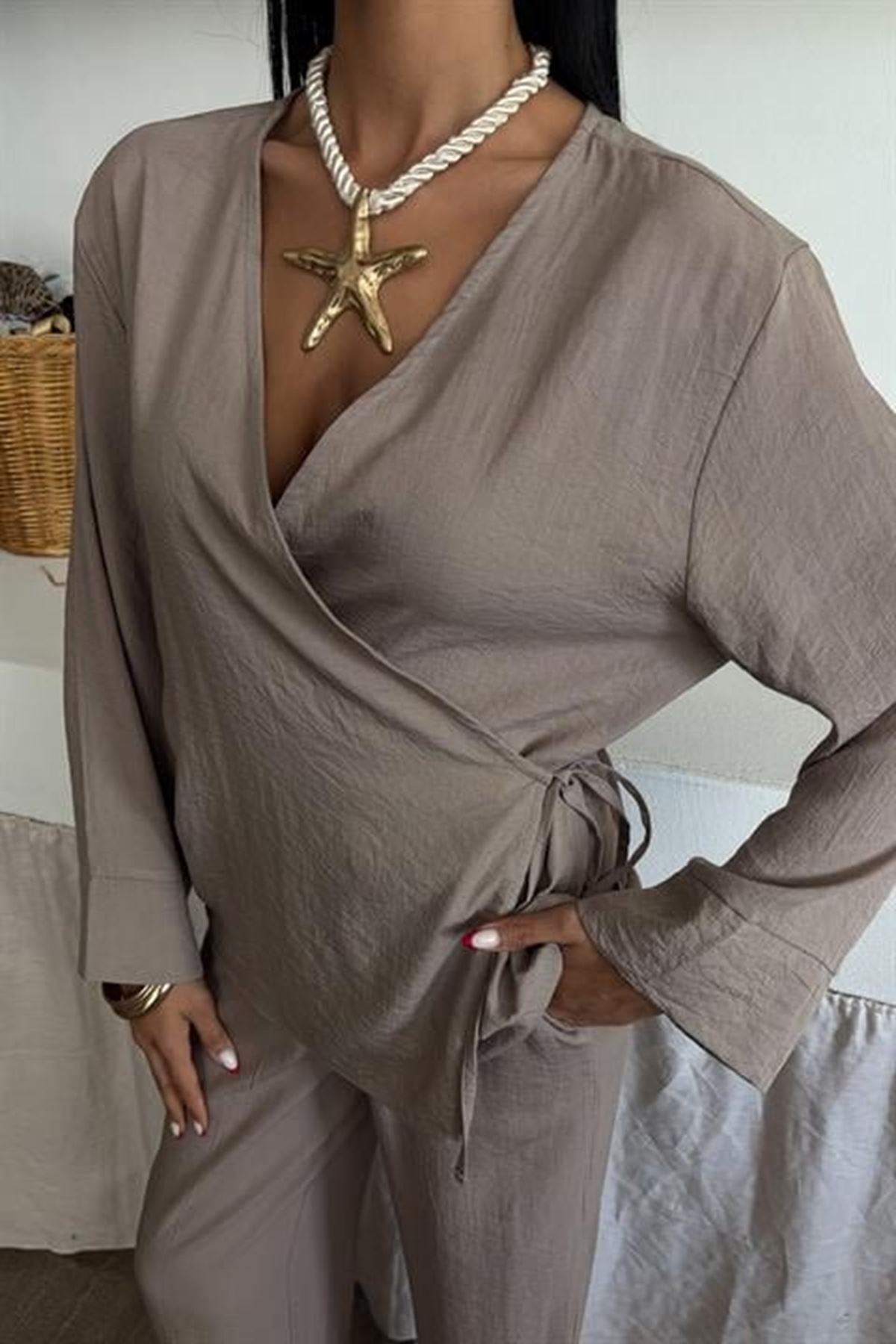 Kruvaze Model Klasik Pantolonlu Çupra Keten Takım 10191