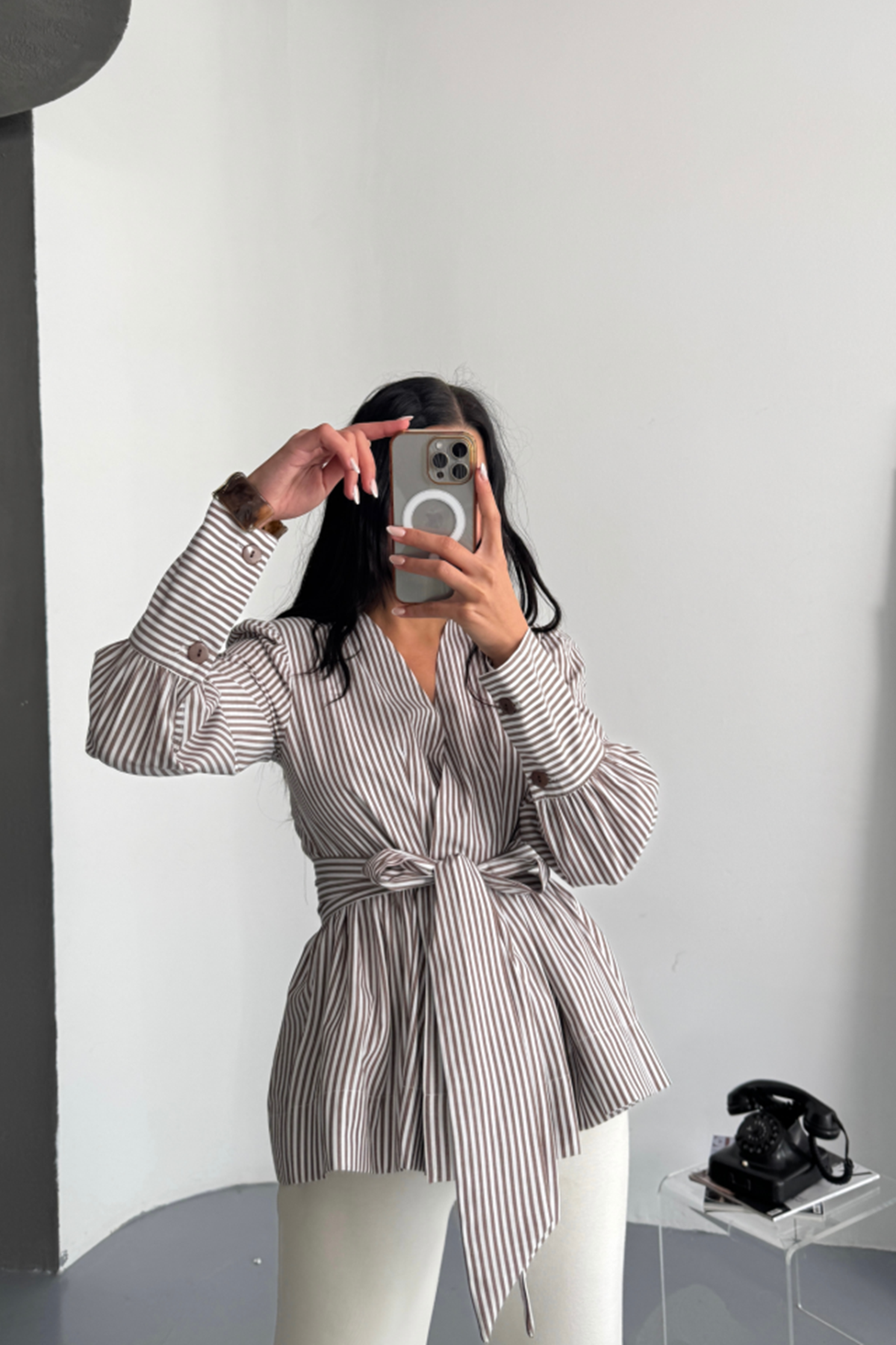 ÇİZGİLİ BAĞLAMA DETAYLI KRUVAZE POPLİN GÖMLEK - Kahverengi