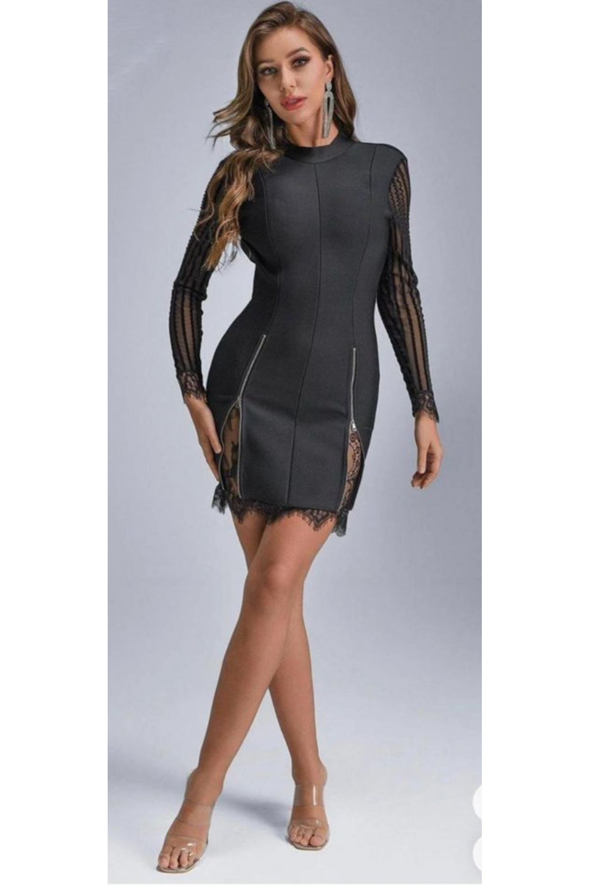 Kadın Kolları Ve Etek Ucu Dantel Detay Fermuar Dekolteli Skuba Kumaş Mini Elbise