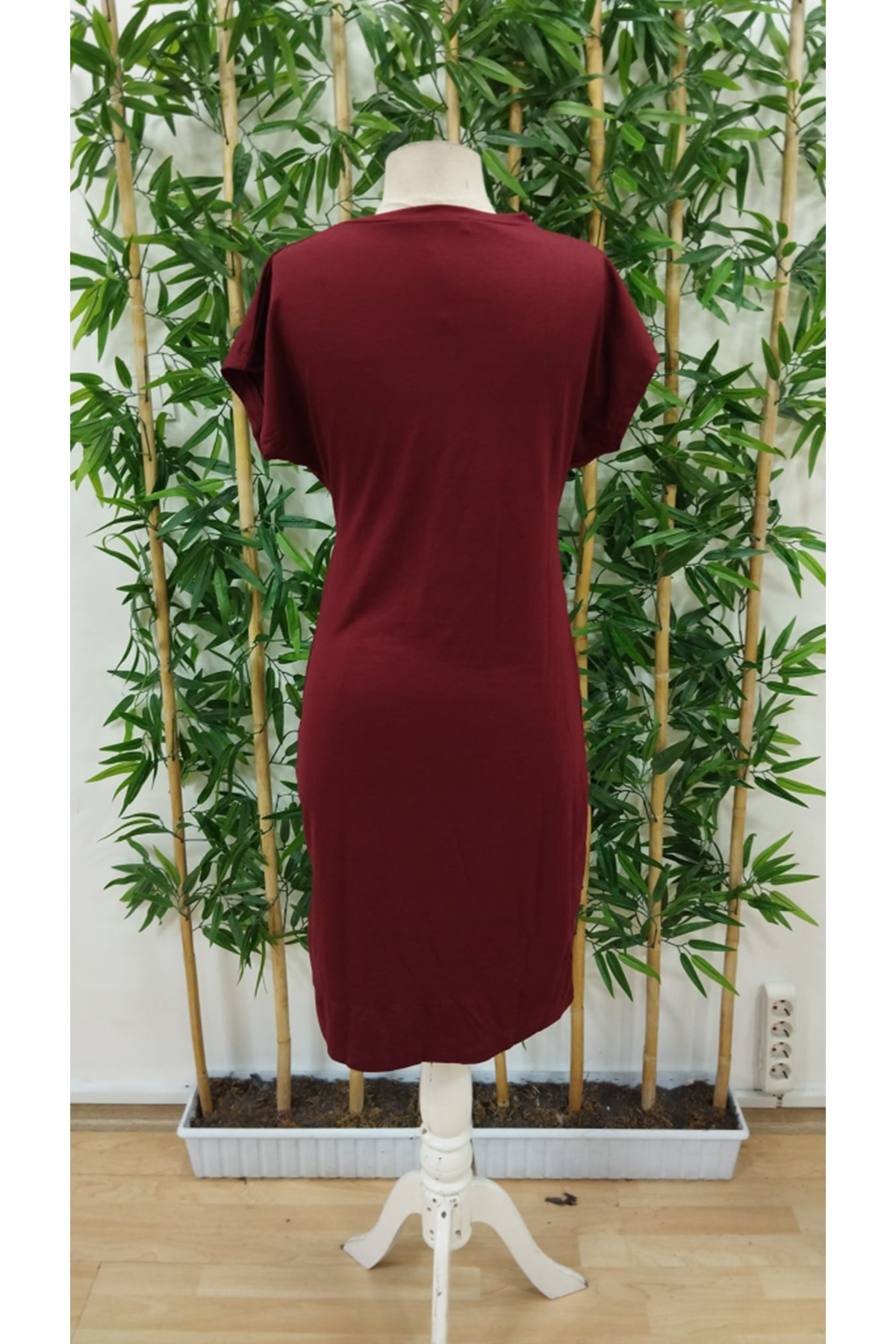 Kadın Kısa Kollu Bisiklet Yaka Yandan Büzgülü Midi Viskon Elbise