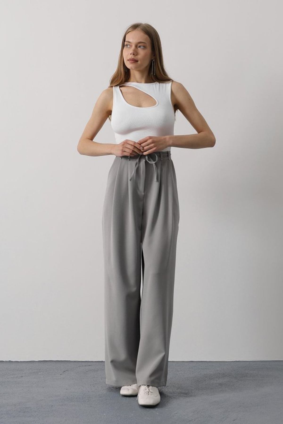 Pileli Bağcıklı Oversize Pantolon - Gri