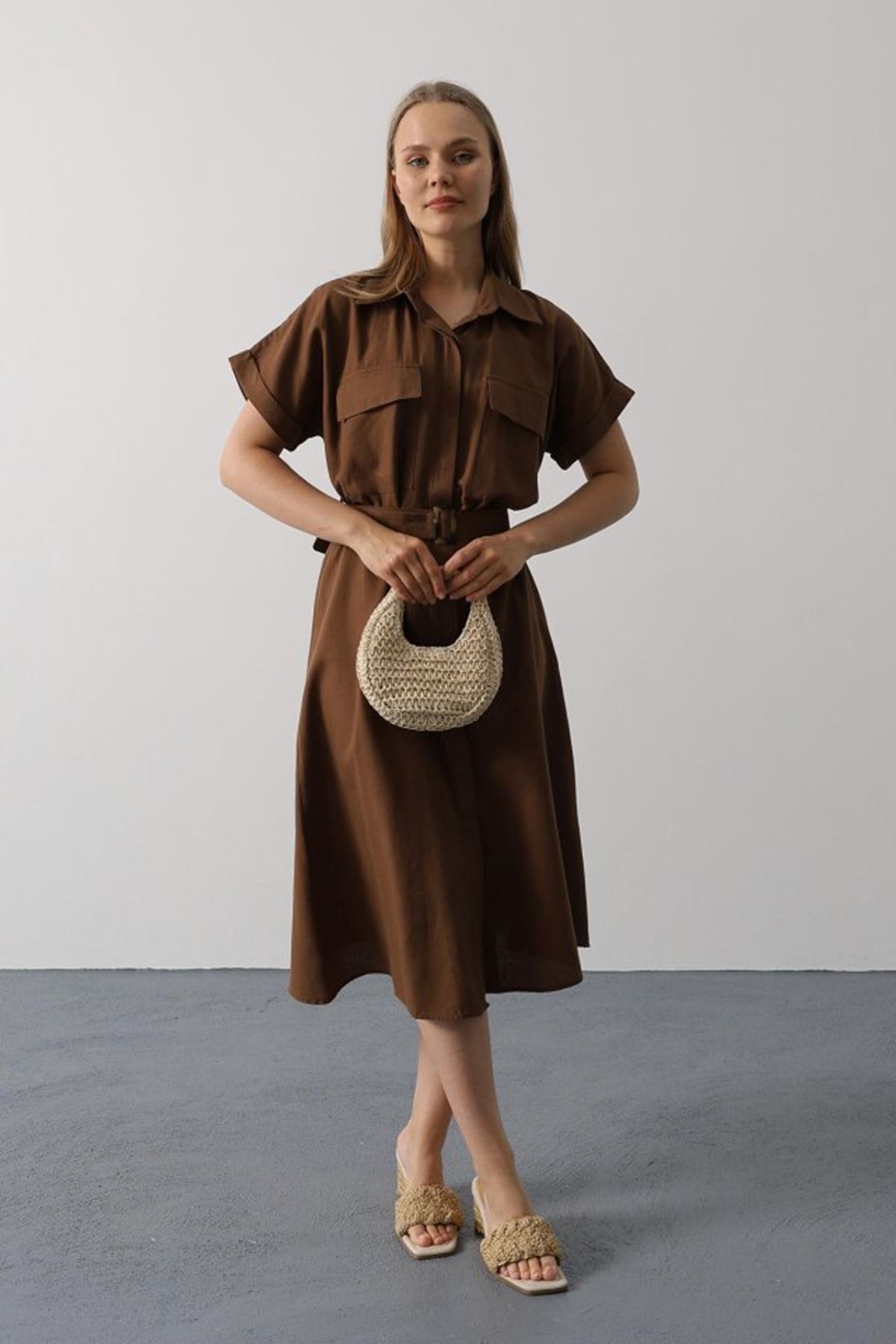 Kuşaklı Cep Detaylı Yarım Kol Elbise - Kahve