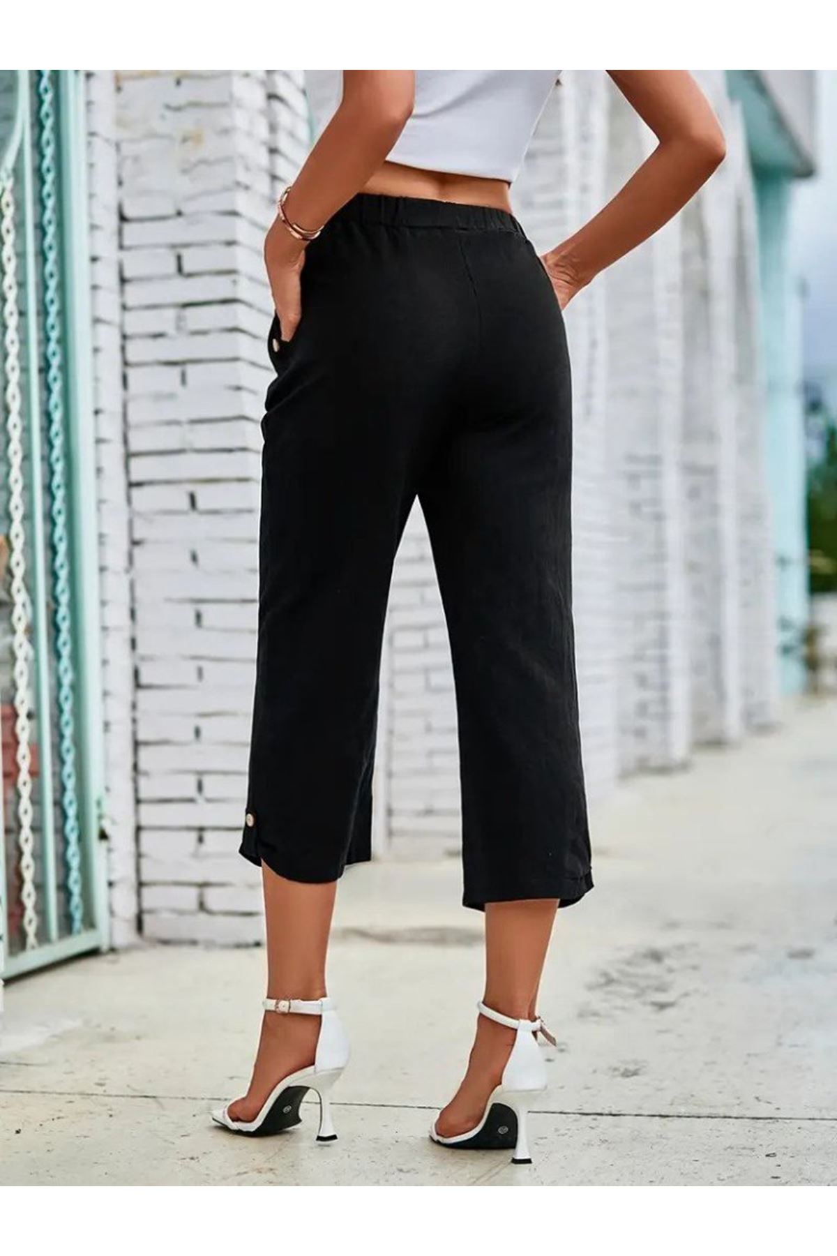 Kadın Beli Lastikli Düğme Ve Cep Detaylı Kapri Ithal Keten Pantolon