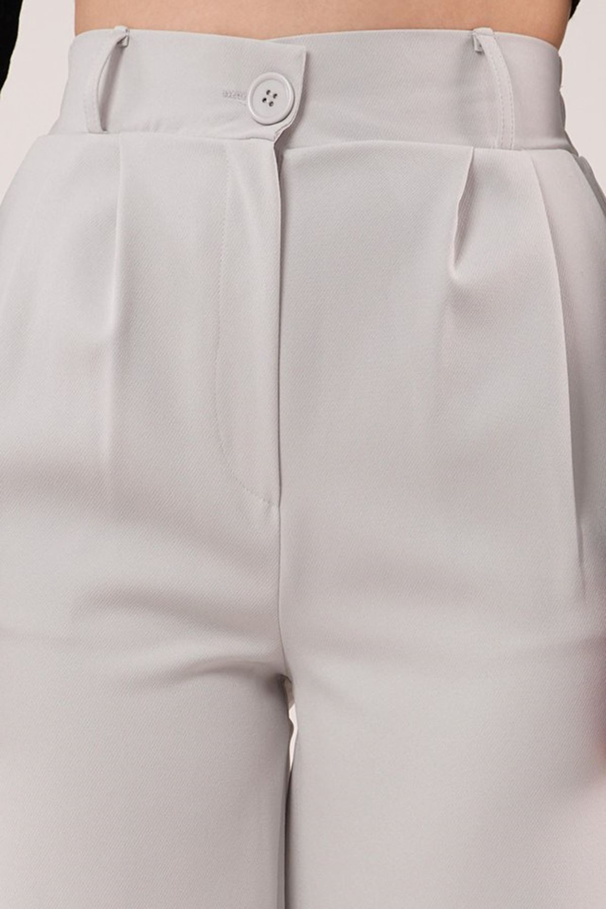 Bol Paça Piliseli Gri Pantolon