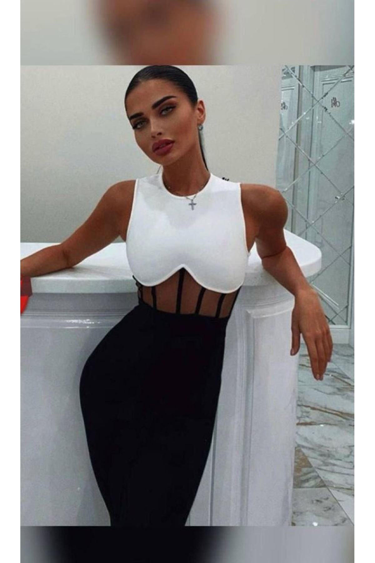 Kadın Bisiklet Yaka Kolsuz çift Renk Ve Bel Transparan Korse Detay Midi Boy Elbise