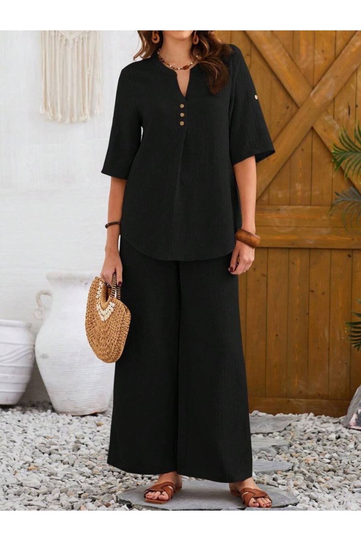 Kadın Kısa Kollu V Hakim Yaka Düğmeli Bürümcük Bluz Ve Pantolon Ikili Takım