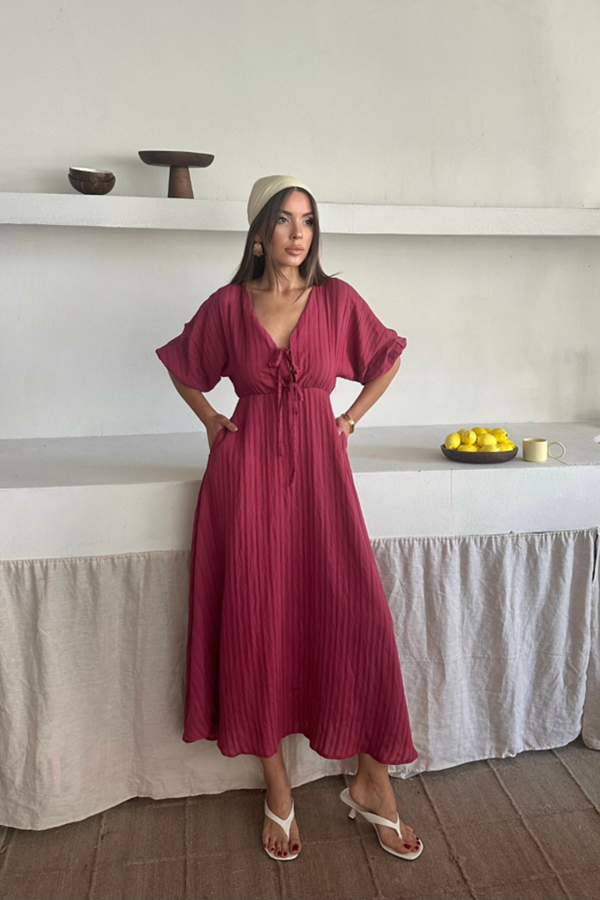 V YAKA DÖKÜMLÜ ELBİSE - Pembe