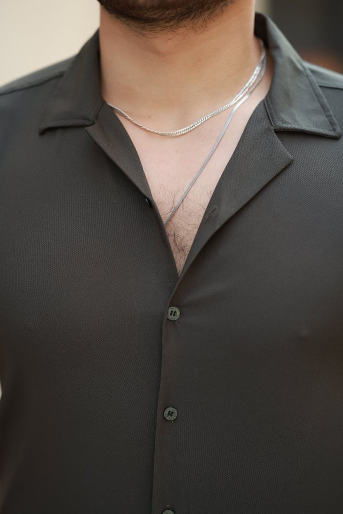 Erkek Apaj Yaka Kısa Kollu Gömlek