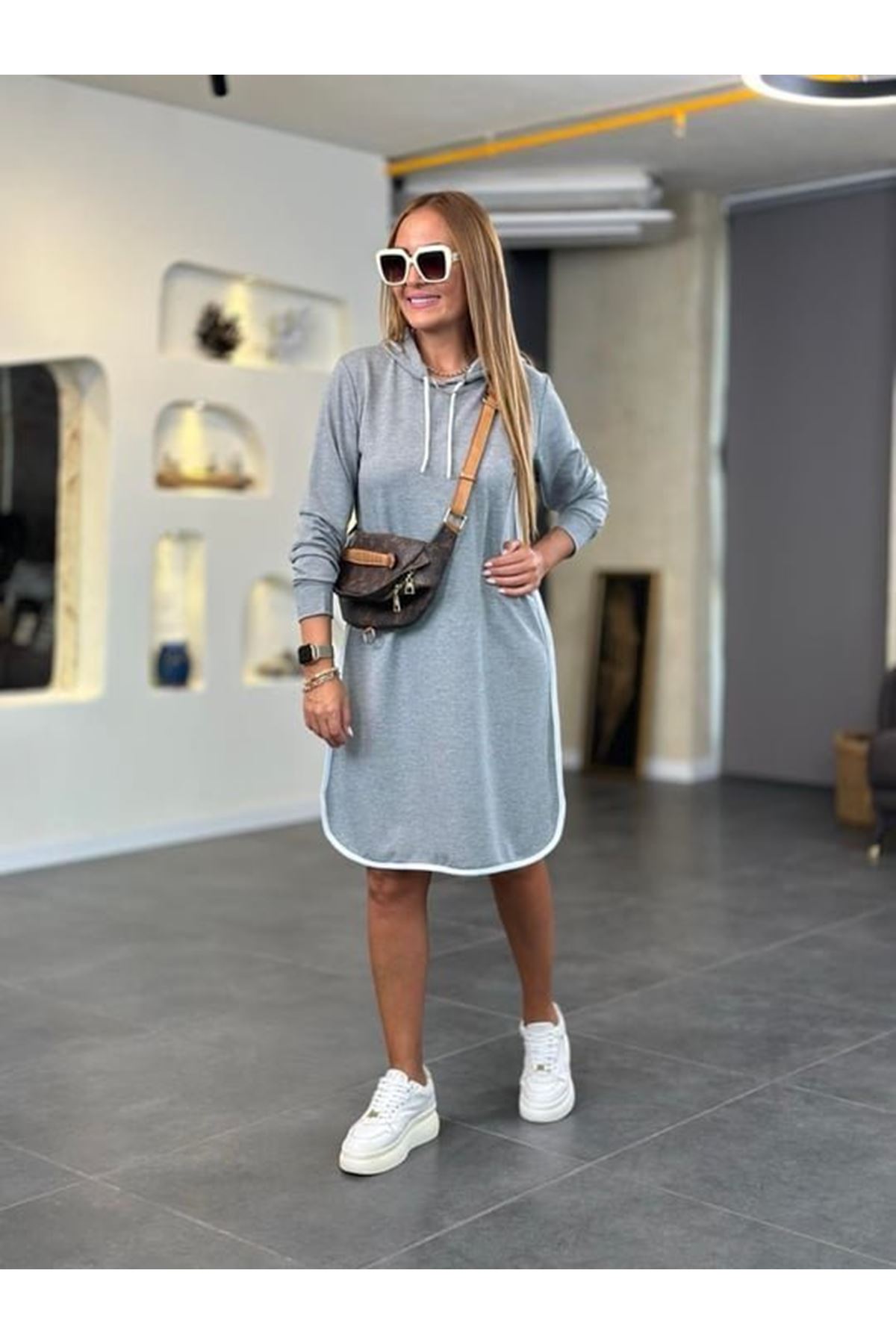 Kadın Uzun Kollu Kapüşon Ve Ribana Detay Diz üstü Elbise