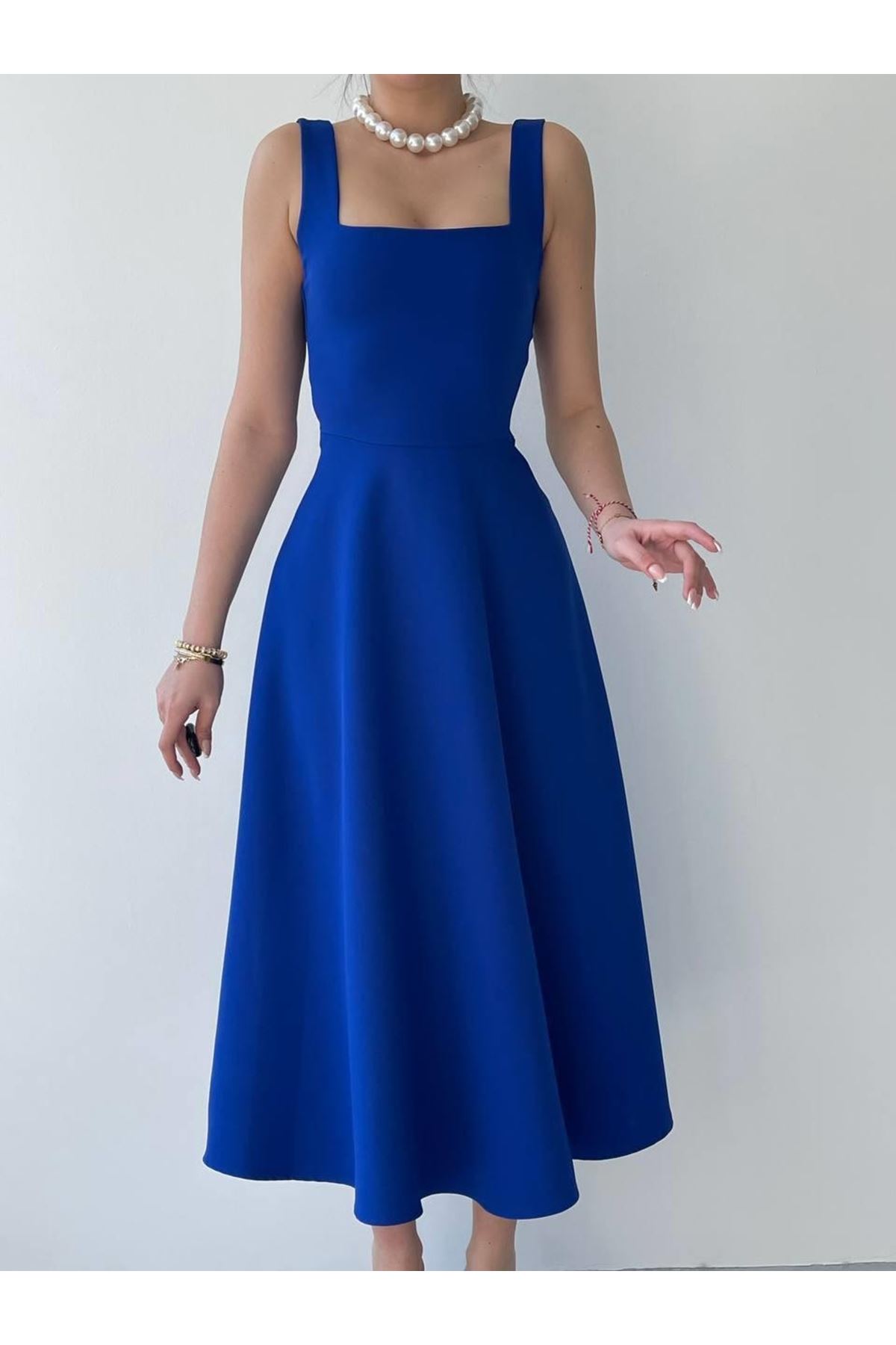 Neapolitan Askılı Elbise