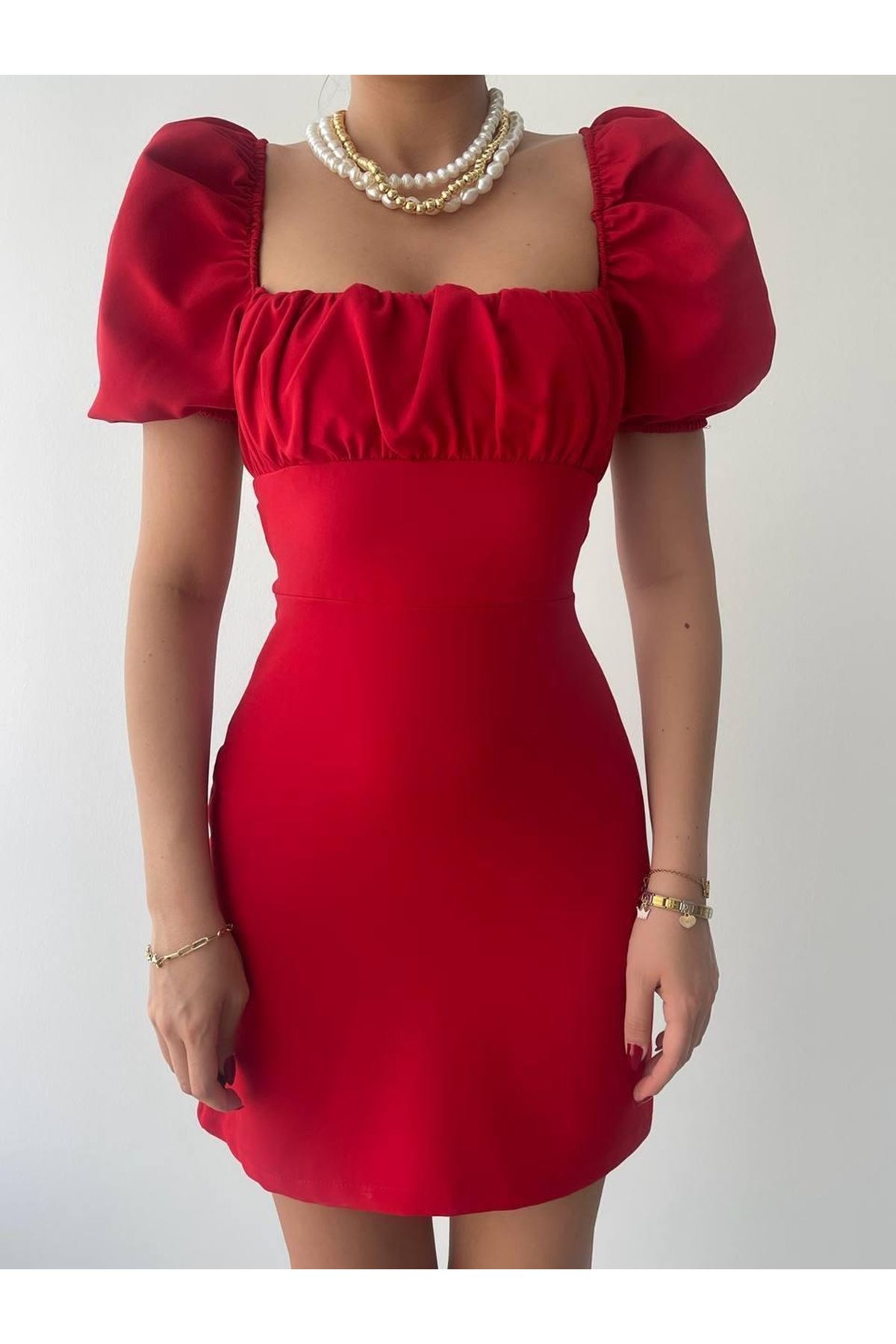 Hessen Sırt Dekolteli Elbise