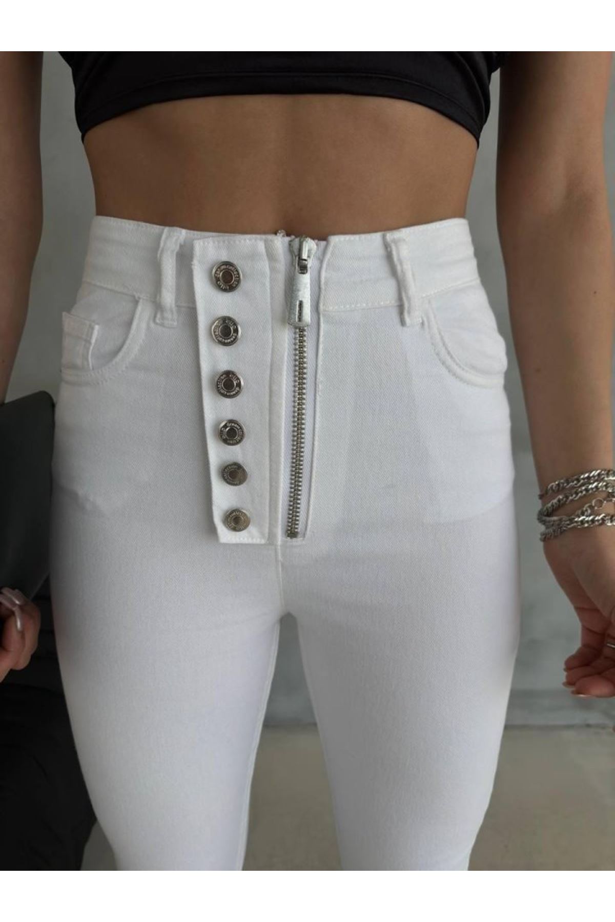 DÜĞME VE FERMUARLI KOT PANTOLON - Beyaz