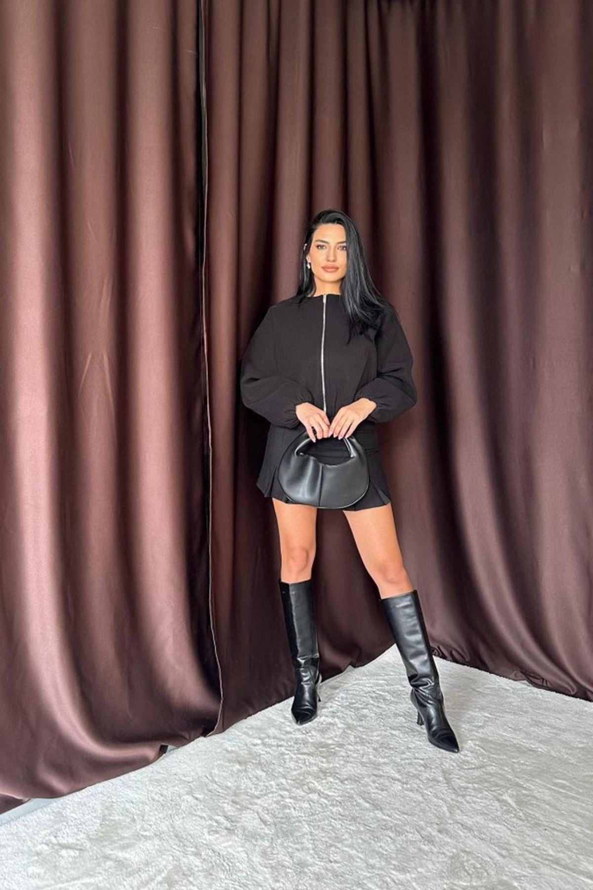 Siyah Kısa Önü Fermuarlı Bomber Ceket