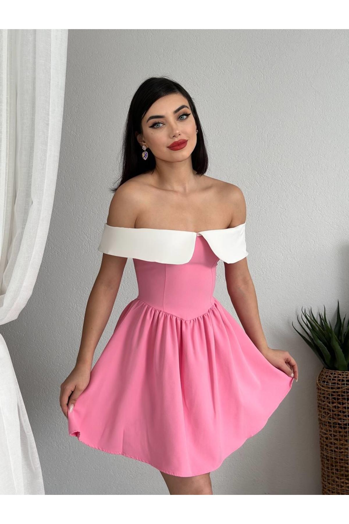 Nalia Beyaz Yakalı Elbise