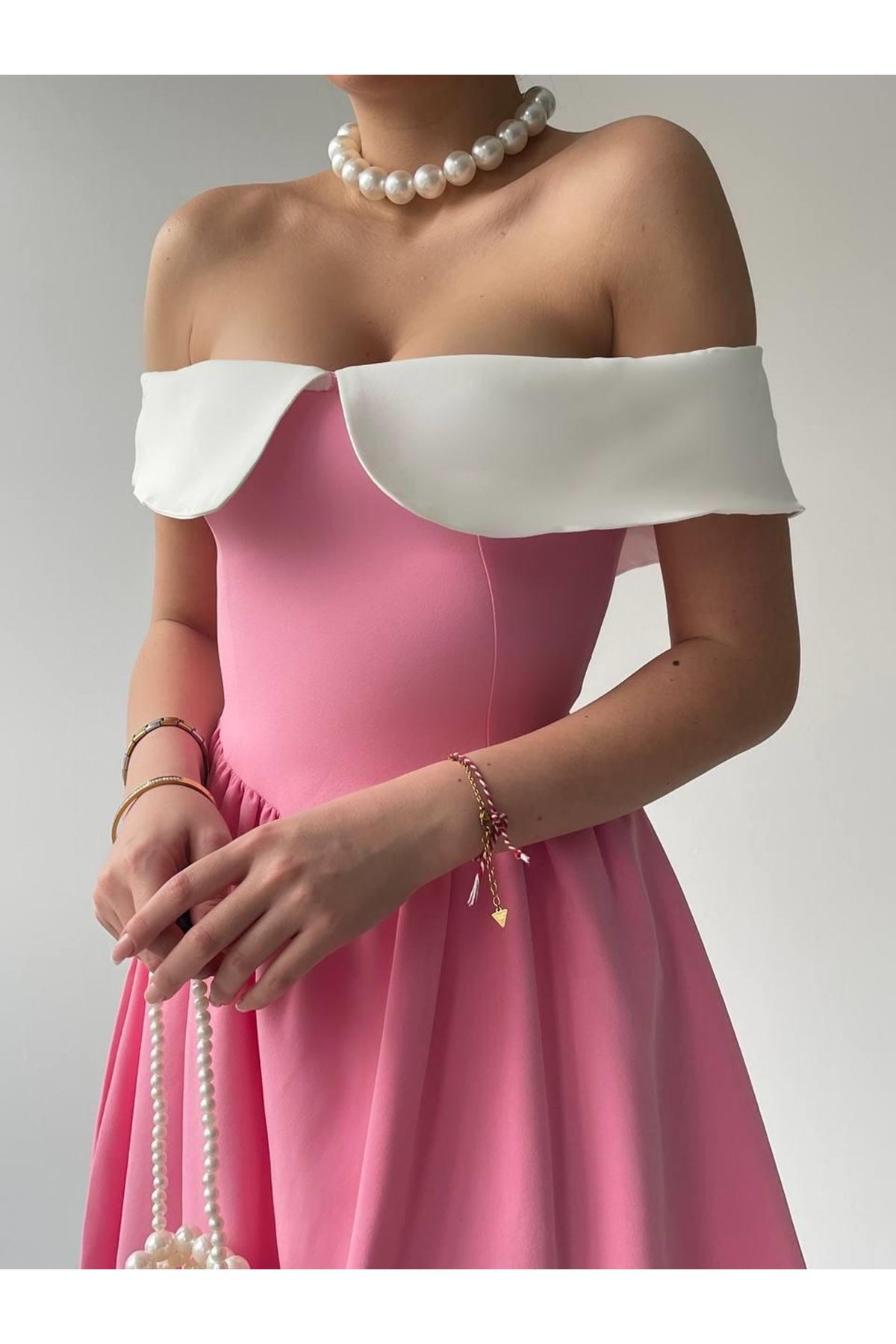 Nalia Beyaz Yakalı Elbise