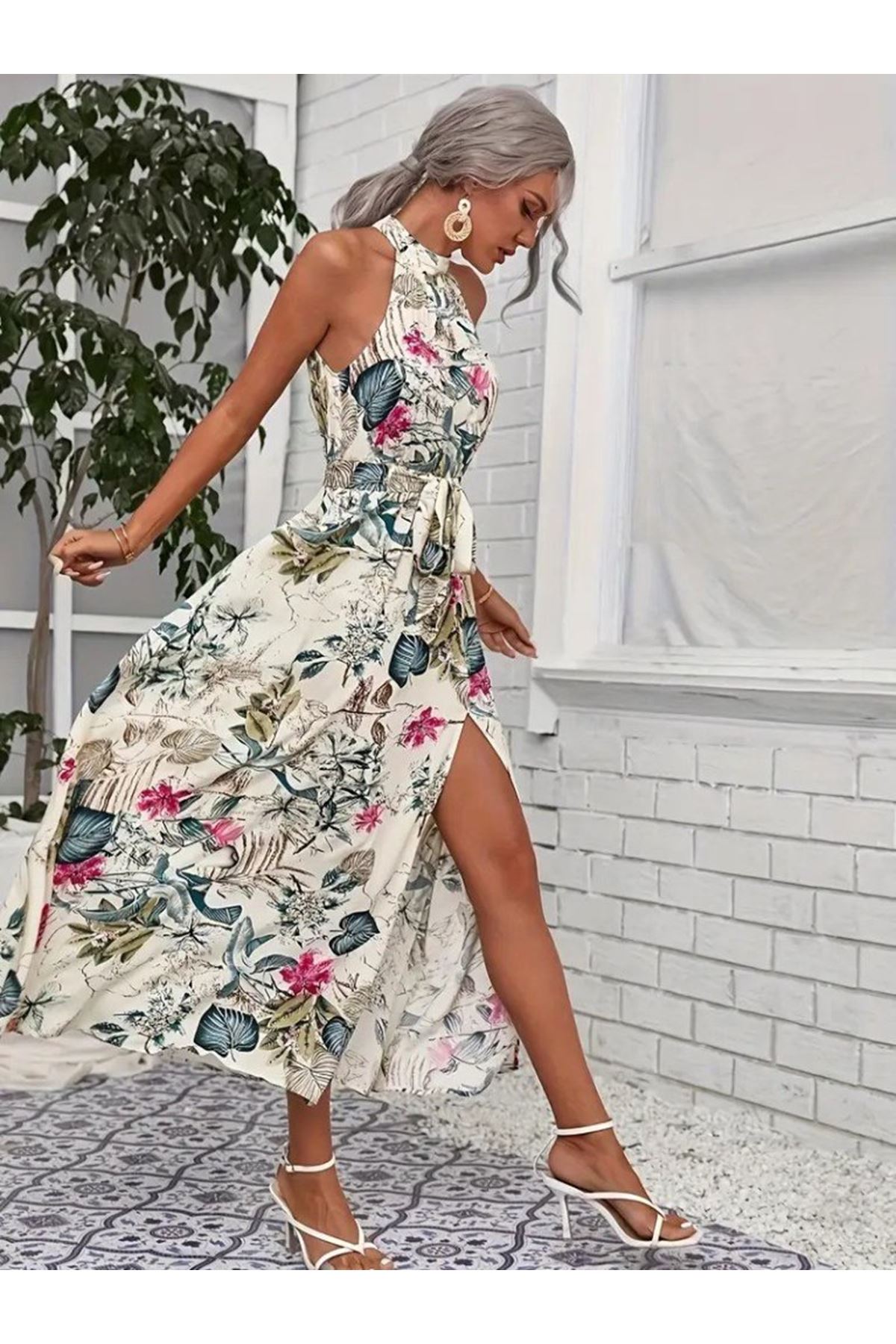 Kadın Omuzlardan Açık Halter Yakalı Yırtmaçlı çiçek Desenli Süprem Elbise
