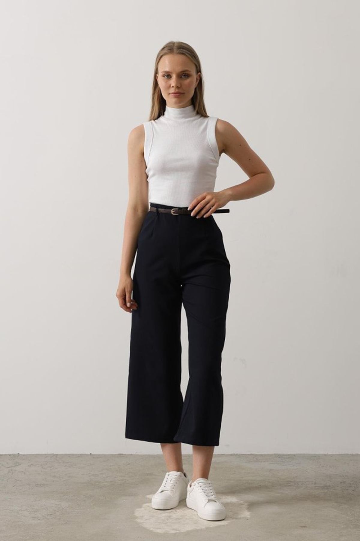 Kemer Pens Detaylı Pantolon - Lacivert