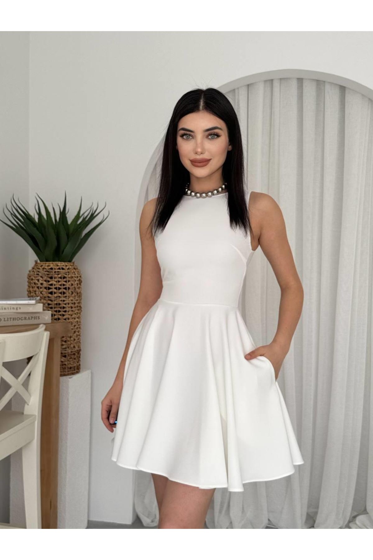 Berl Cep Detaylı Elbise