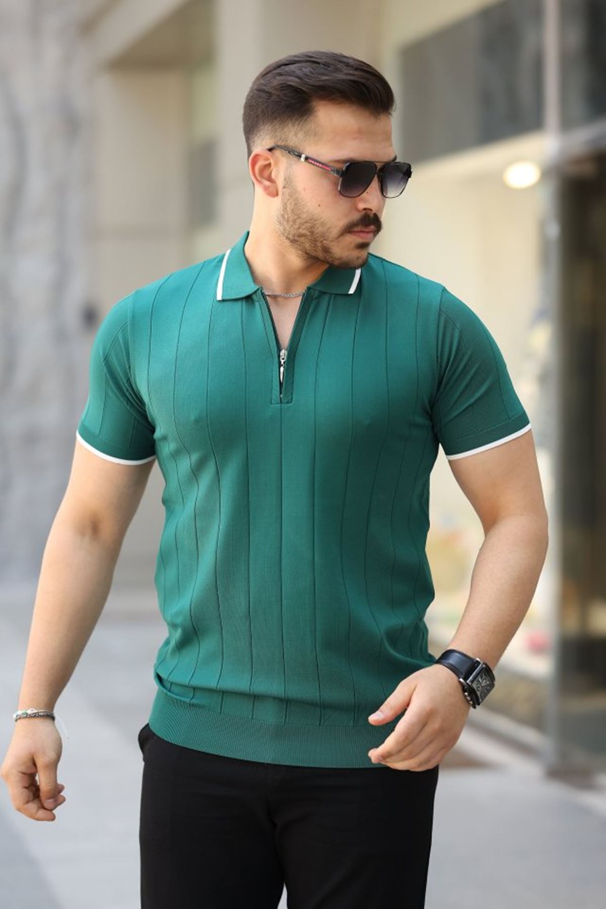 Erkek Fermuar Yakalı çizgi Dokulu Kısa Kollu Tişört