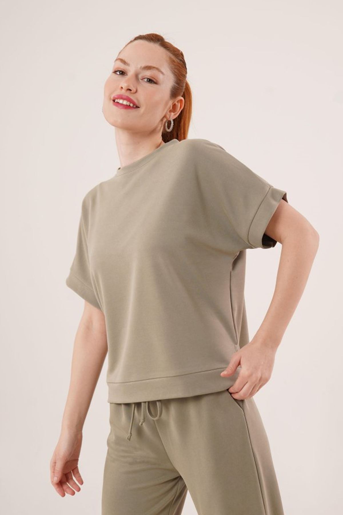 Modal Kısa Kollu Üst Ve Geniş Paça Eşofman İkili Yağ Yeşili Takım