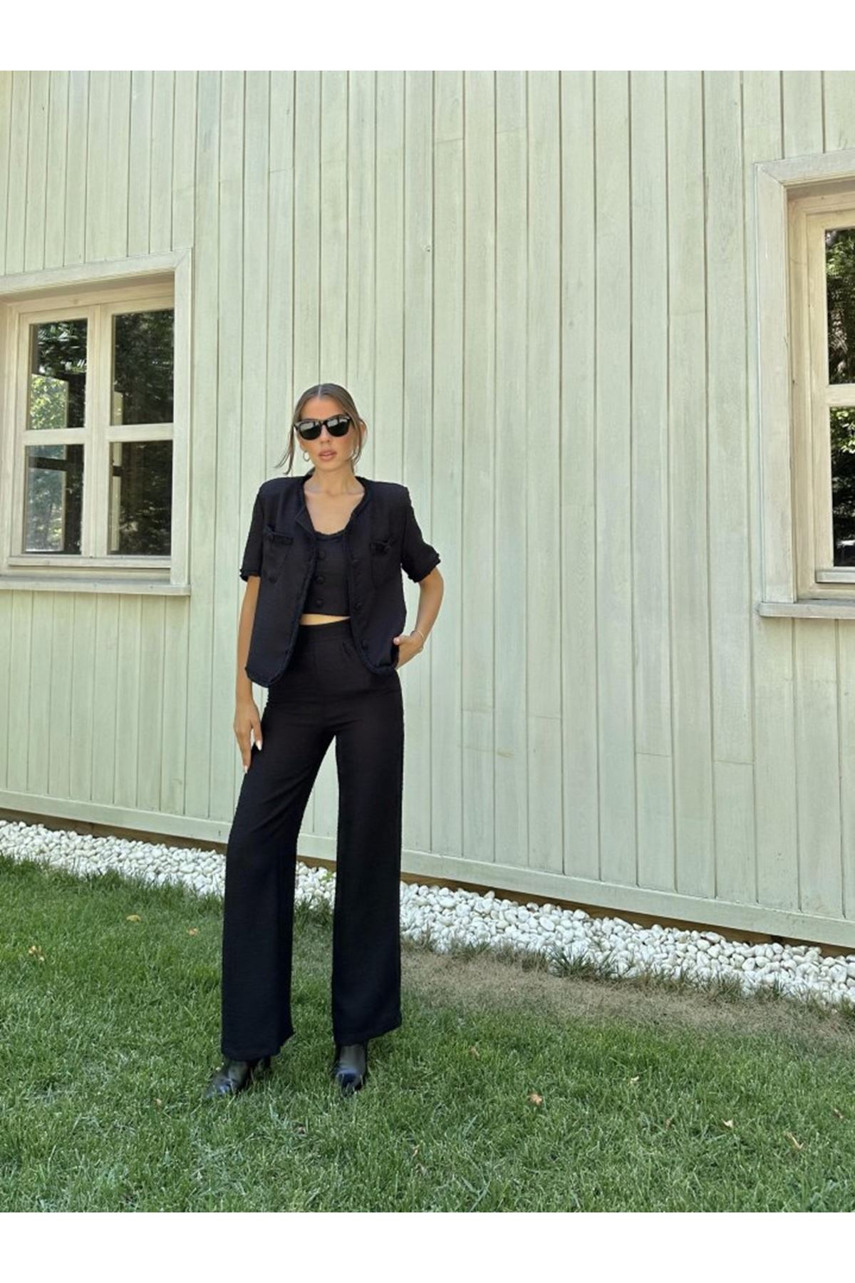 Siyah Askılı Büstiyer Ceket Ve Pantolon Takım