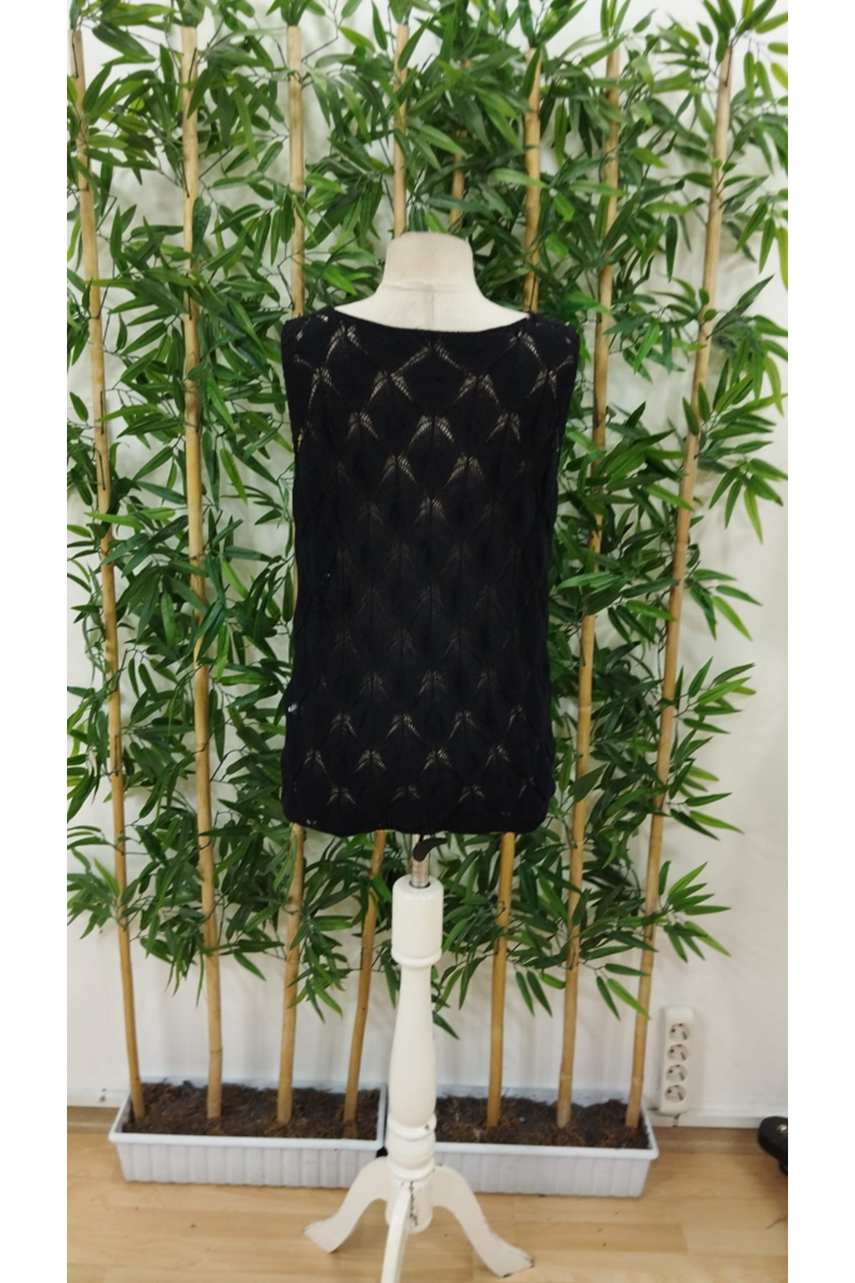 Kadın Askılı Yakalı Desenli Triko Bluz