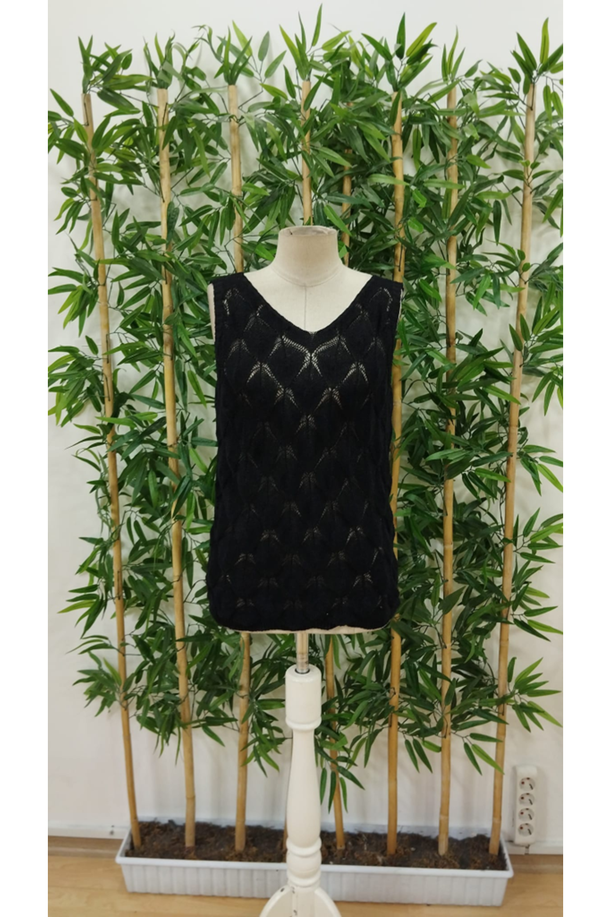 Kadın Askılı Yakalı Desenli Triko Bluz